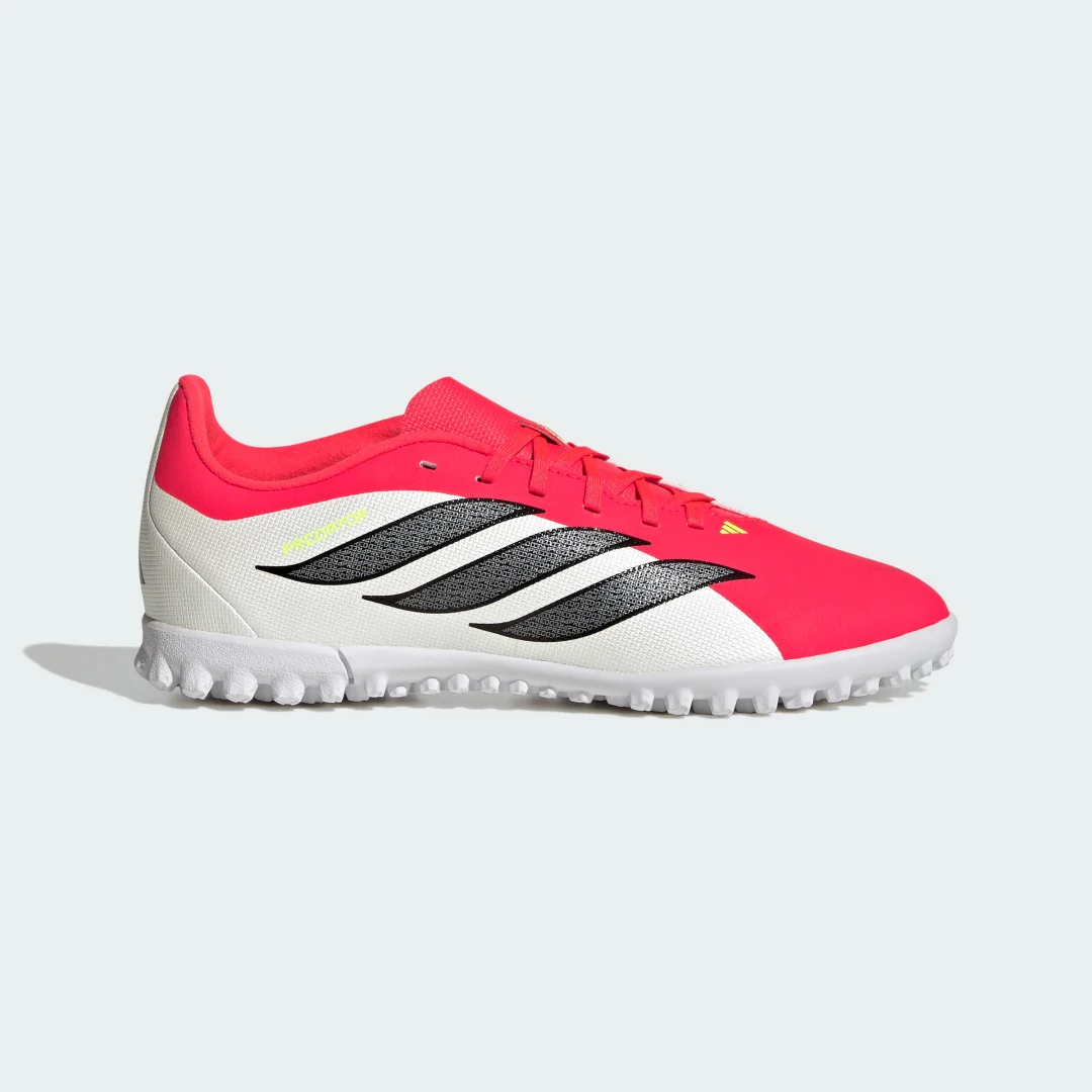 Detalle de Zapatilla de fútbol Predator Club moqueta de Adidas en Rojo