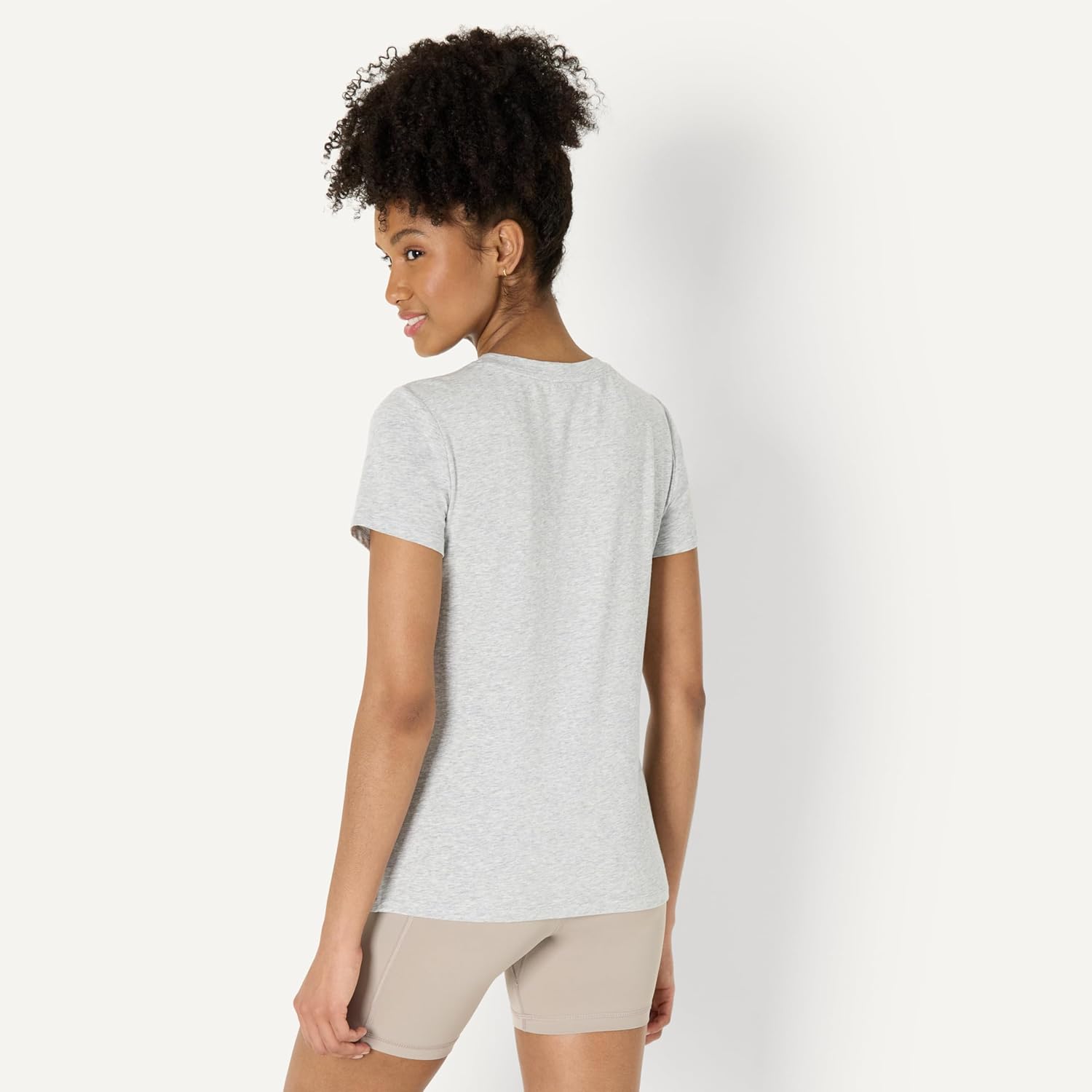 Thumbnail 1 de Amazon Essentials Damen Active Soft Cotton Leichtes Yoga-Workout-T-Shirt (Regular Fit)