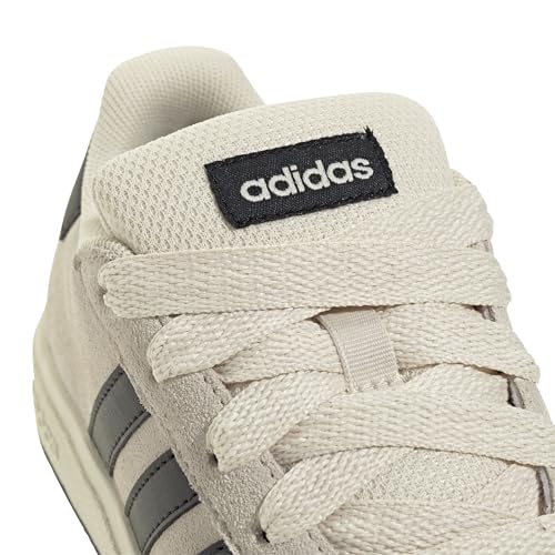 Detalle 2 de adidas Grand Court 00S Kinder Sneaker – Wonder White/Core Black/Cloud White (Größe 40 EU)