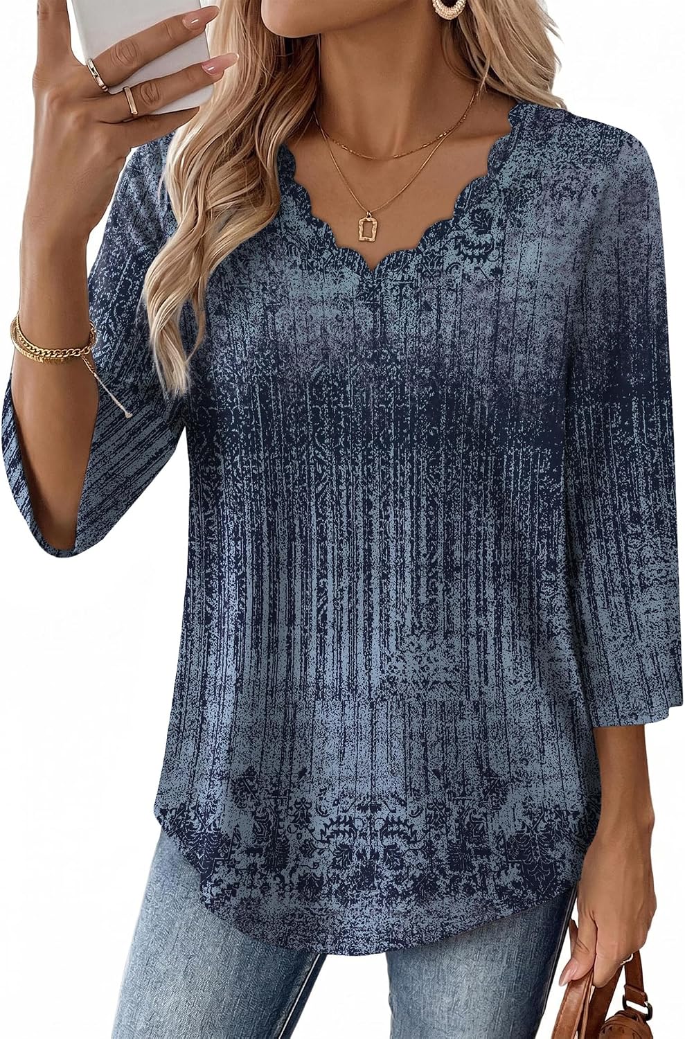 Detalle 2 de WIHOLL 3/4-Sleeve Women's Blouse with V-Neck, Scalloped Neckline and Curved Hem