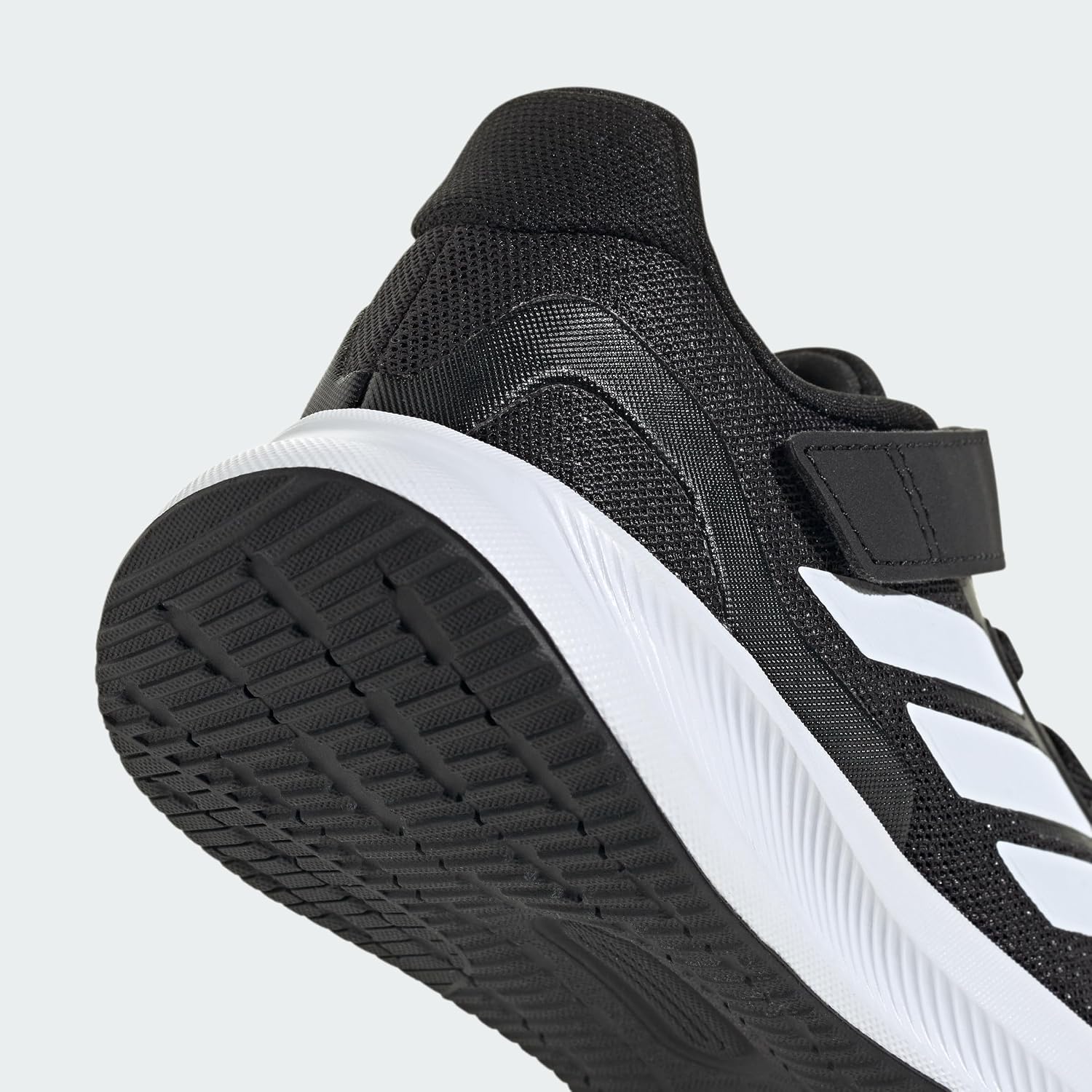 Detalle de adidas Runfalcon 5 Kids Shoes – Core Black/Cloud White (13.5 UK)