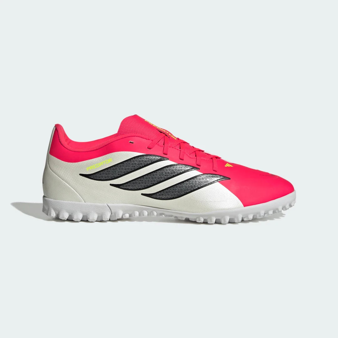 Detalle 2 de Zapatilla de fútbol Predator Club moqueta roja – Adidas