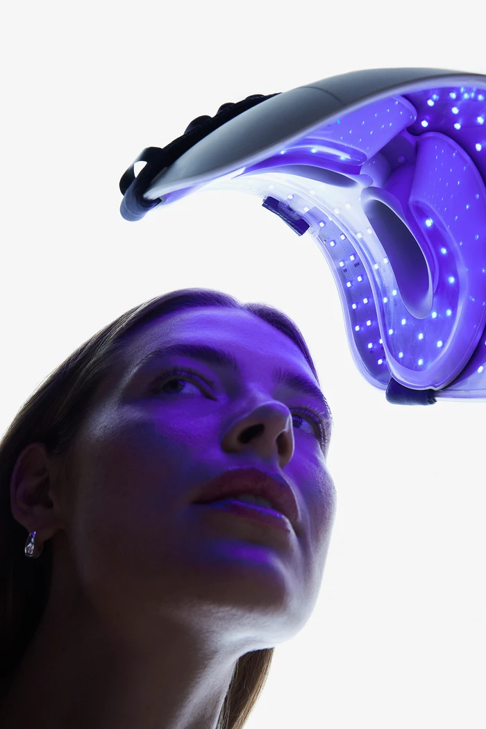 Thumbnail 22 de Therabody Theraface Mask Glo (Theragun) – LED-Lichttherapie für eine gepflegtere Gesichtshaut