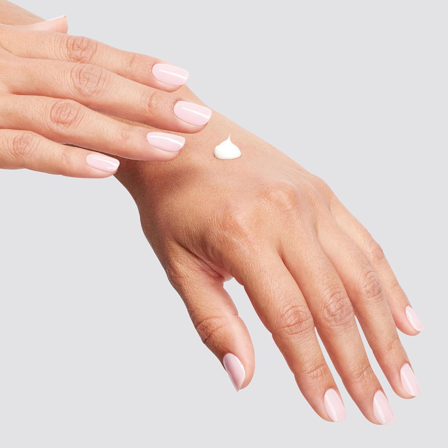 Thumbnail 4 de OPI Nature Strong Skincare Moisture Mission — crème mains et pieds au beurre de karité, peau très sèche (100 ml)