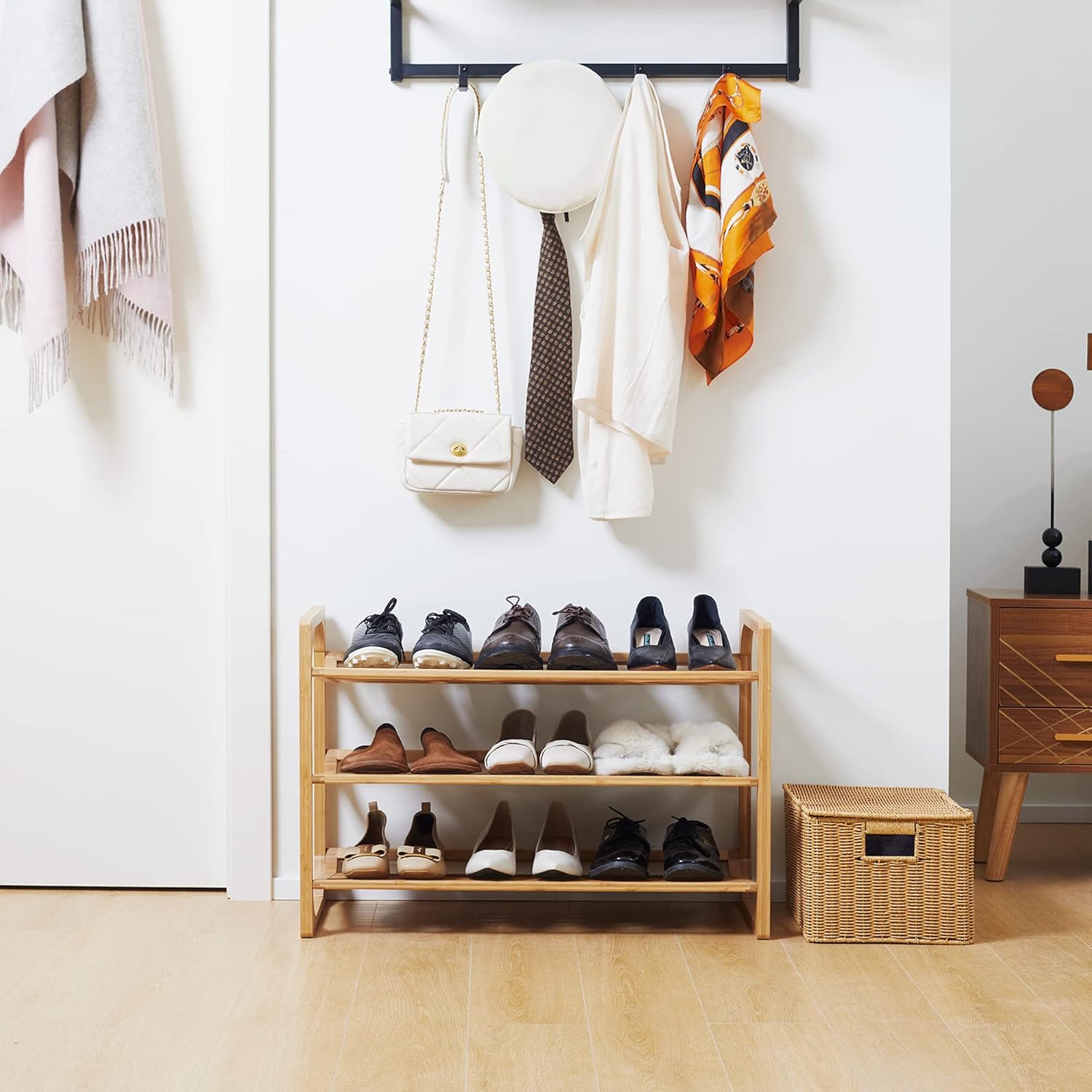 Thumbnail 5 de HOMCOM Étagère à chaussures en bambou 3 niveaux (jusqu’à 9 paires) 76 x 33 x 51 cm, style naturel