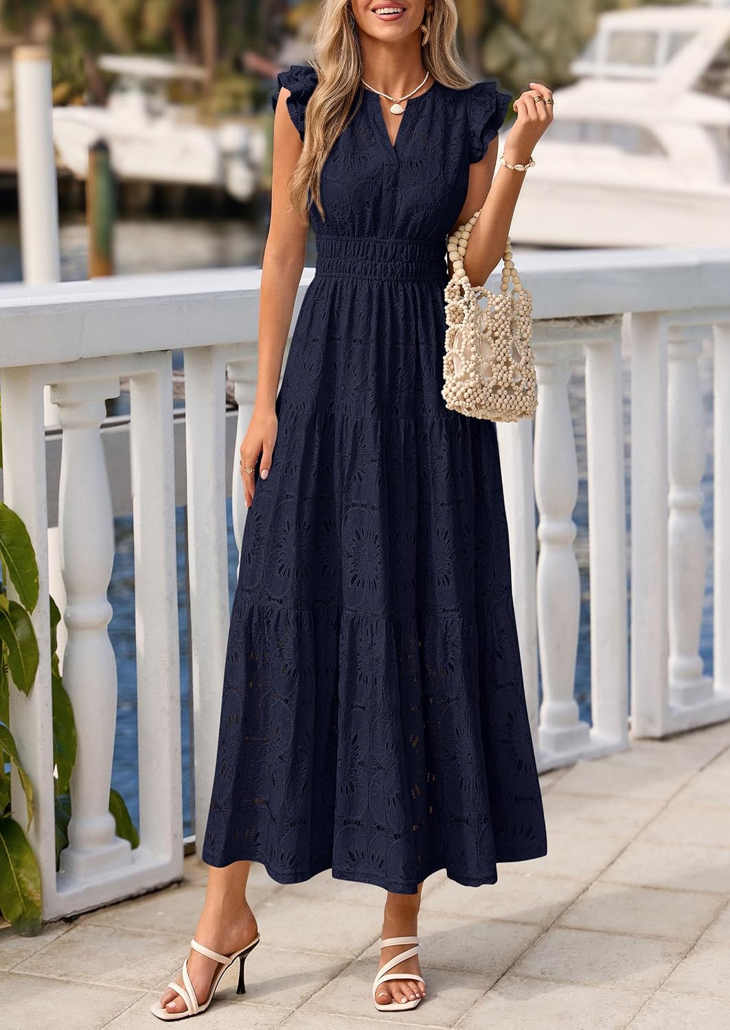 Detalle de PRETTYGARDEN Womens Boho Maxi Dress – Floral Lace Eyelet V-Neck, 2026 Summer