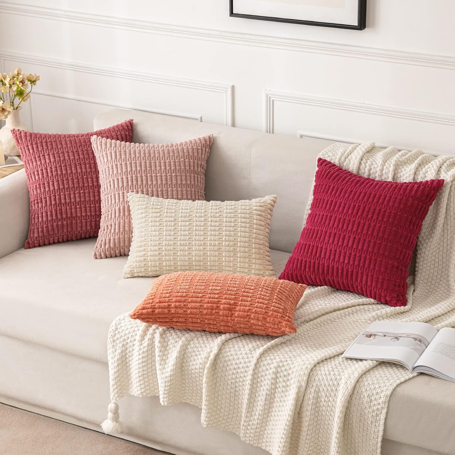 Detalle de MIULEE Pink Corduroy Cushion Covers (40 x 40 cm) – 2 Pack with Hidden Zipper