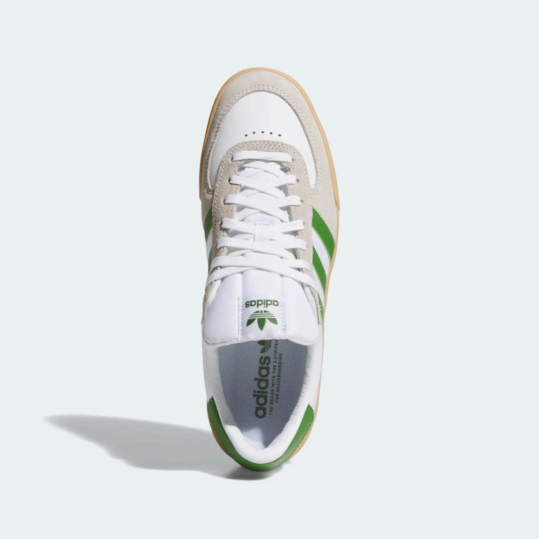 Detalle 2 de Zapatilla GLENBURN de Adidas: comodidad moderna en color blanco