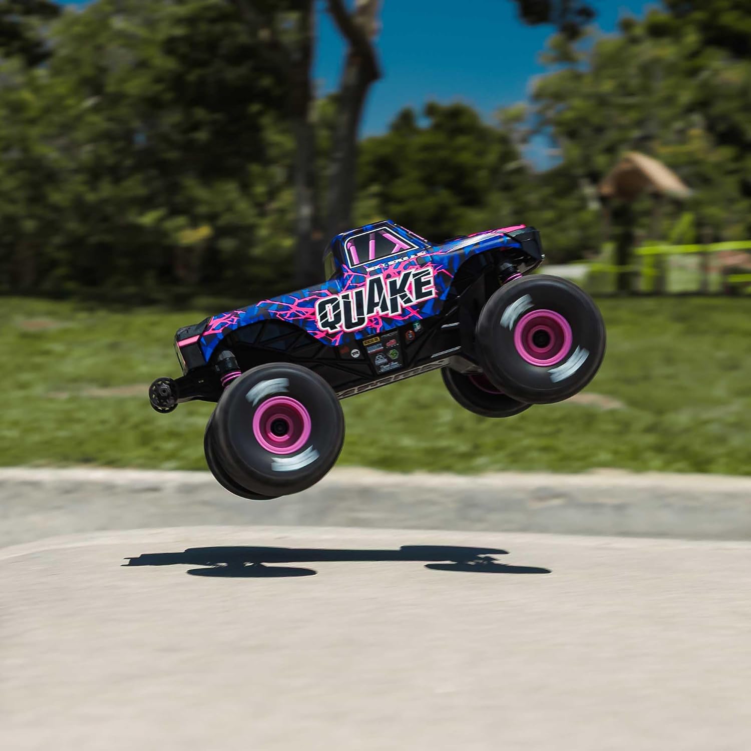 Detalle de ARRMA monster truck RC 1/16