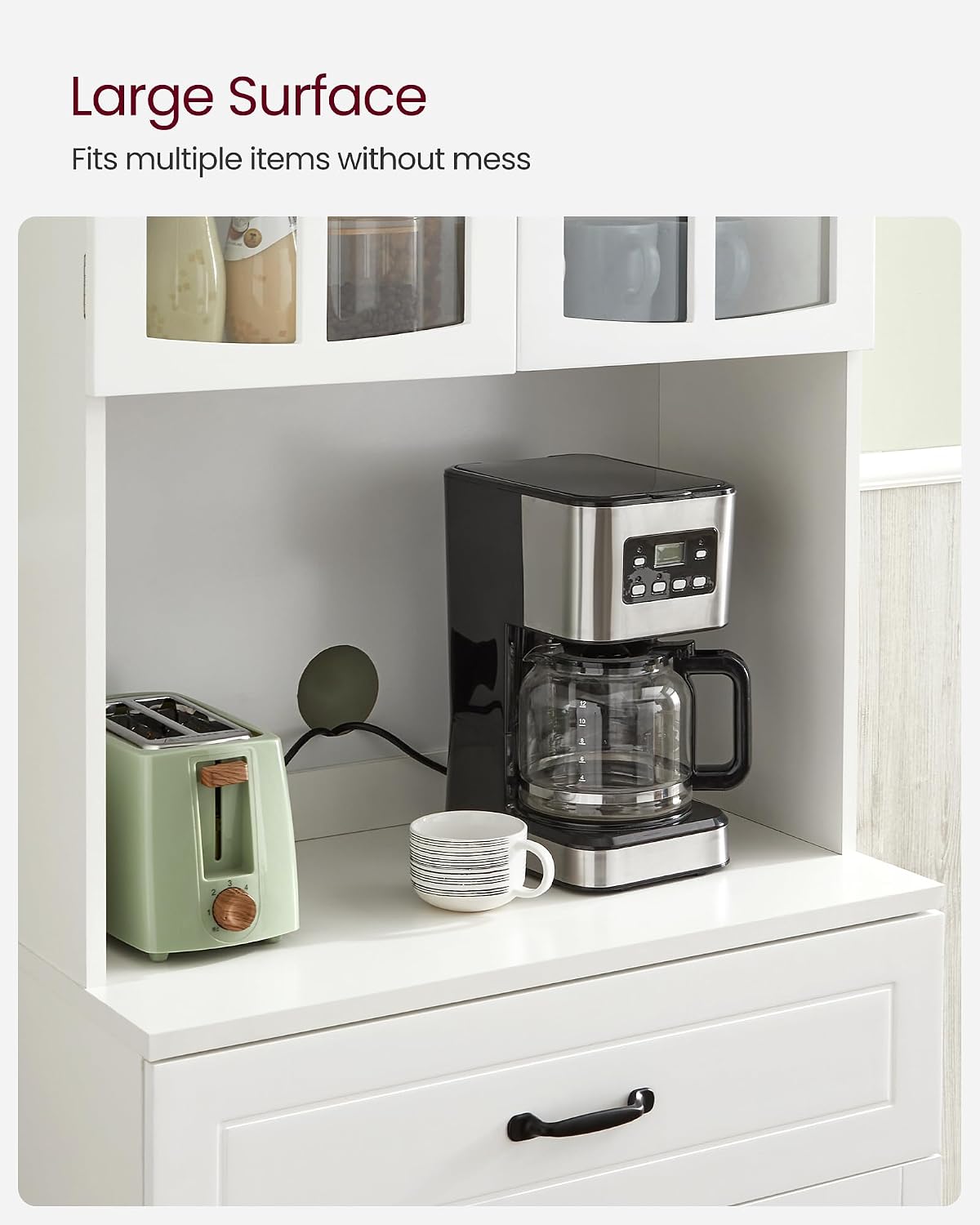 Detalle de VASAGLE LSC361W21 Tall Kitchen Cabinet with Glass Doors and Adjustable Shelves