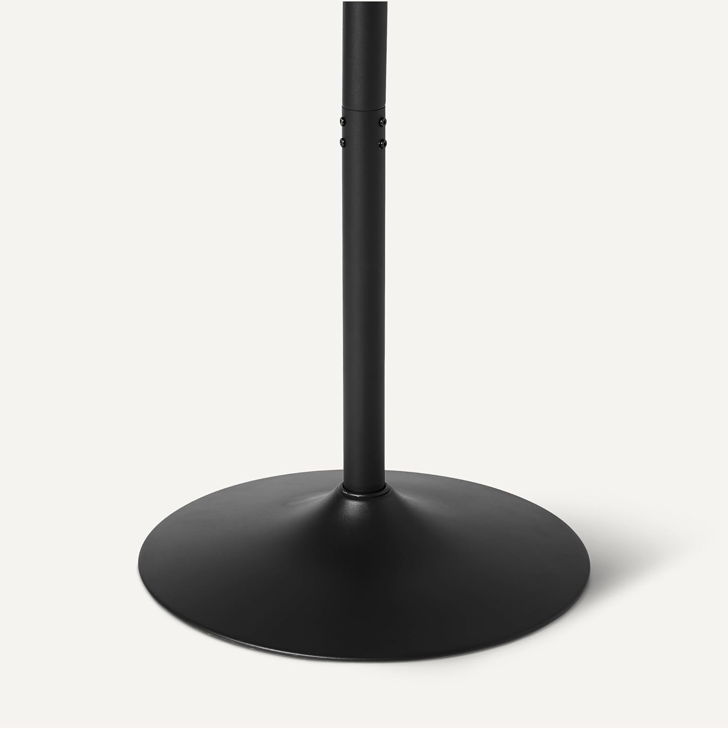 Thumbnail 3 de Amazon Basics Tavolo da Bar rotondo per colazione e bistrot, da interno ed esterno, colore nero