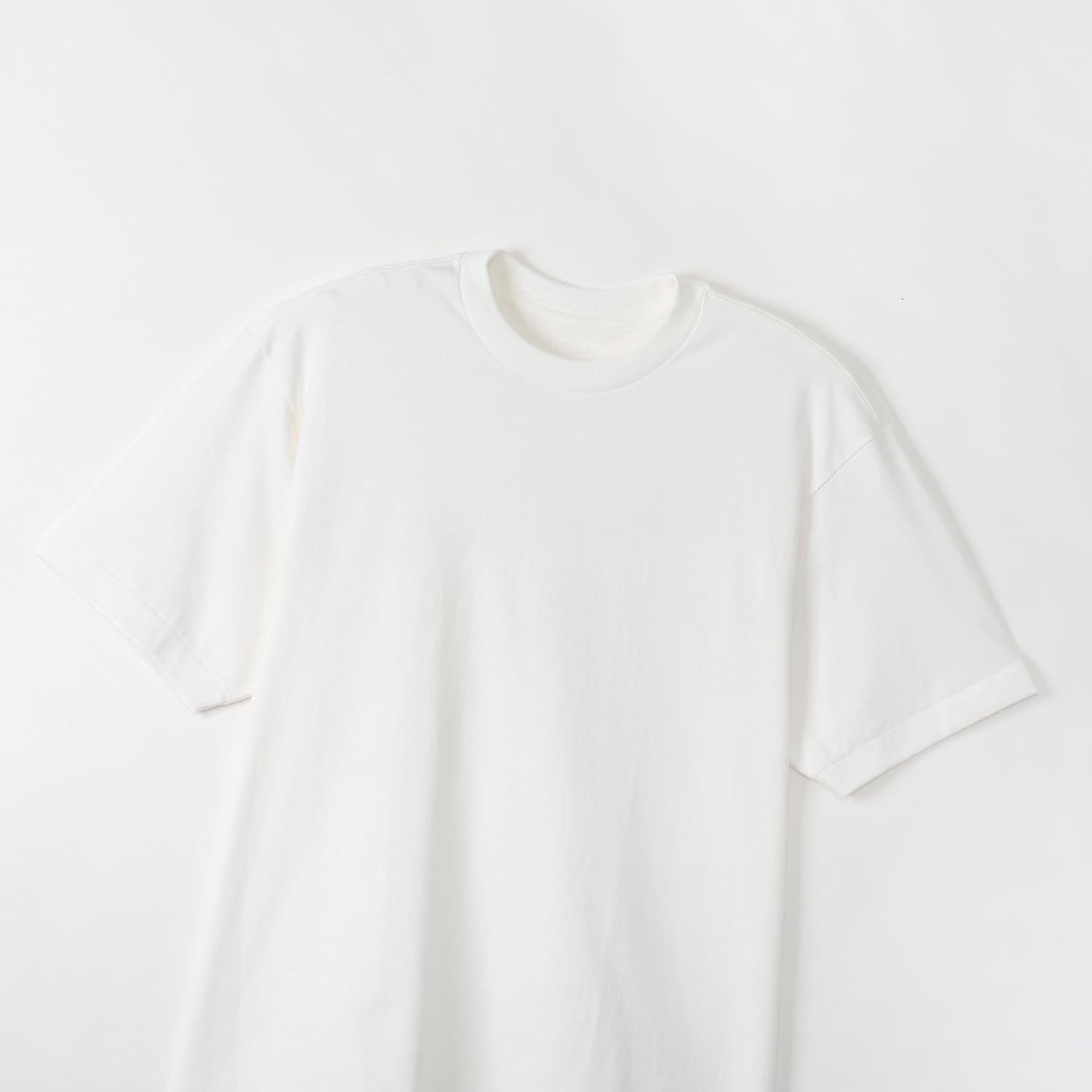 Detalle de Hanes SHIRO HM1-Z701 メンズ半袖Tシャツ 2枚組 綿100%・丸胴・タグレス仕様
