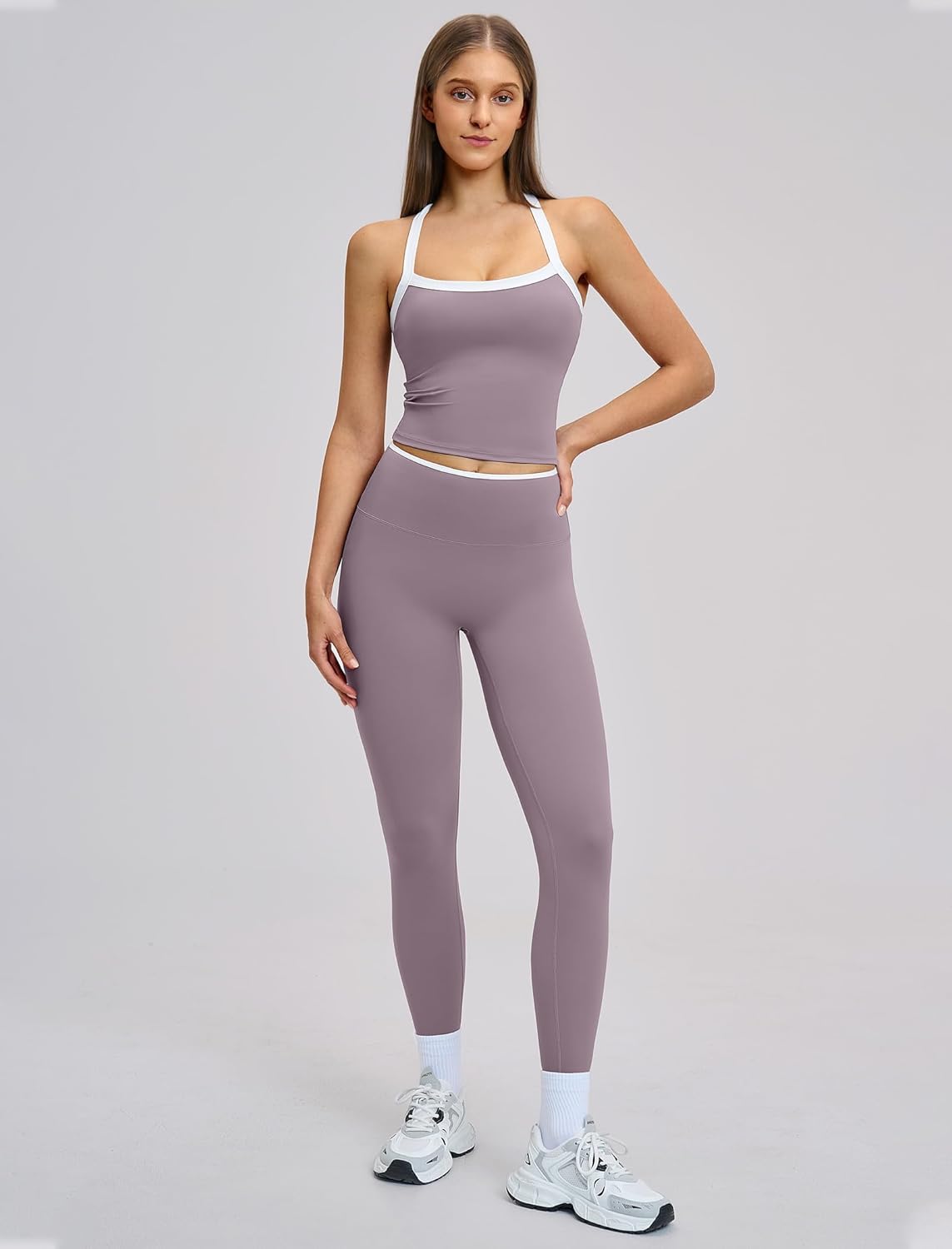 Detalle de QBGJTD Women's Two-Piece Cross Back Workout Set: Tank Top & High-Waist Leggings