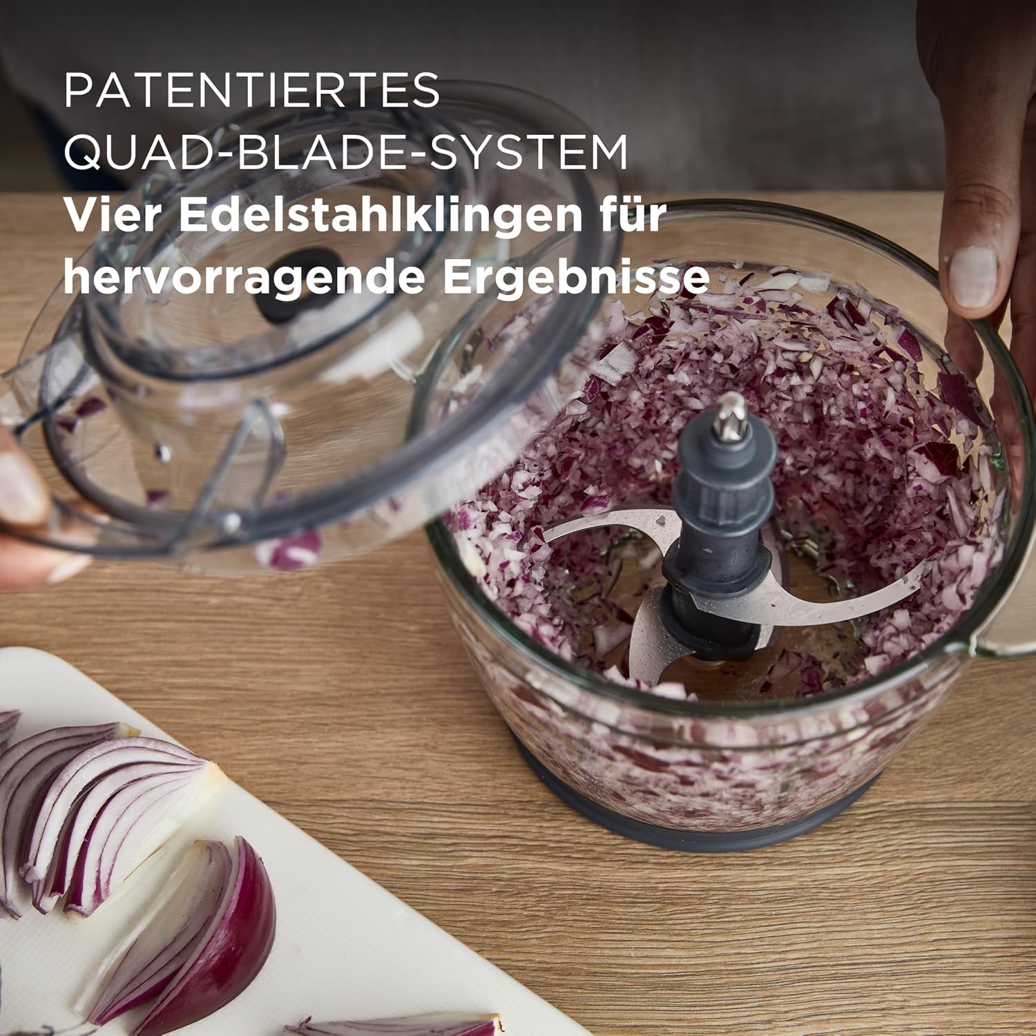 Detalle 2 de Kenwood EasyChop+ CHP62.400 SI Zerkleinerer