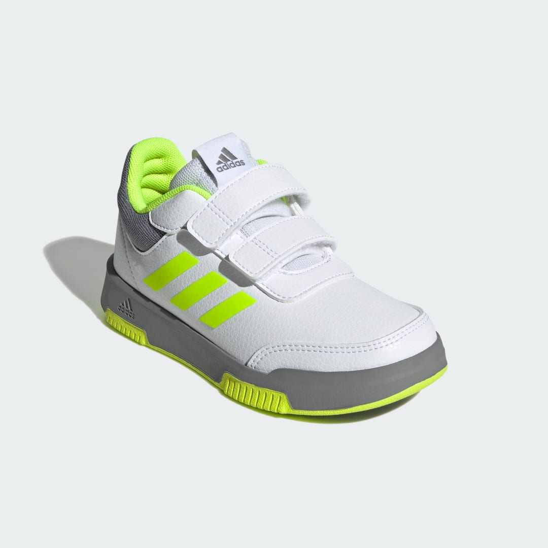 Detalle de Zapatilla Tensaur Hook and Loop de Adidas en blanco