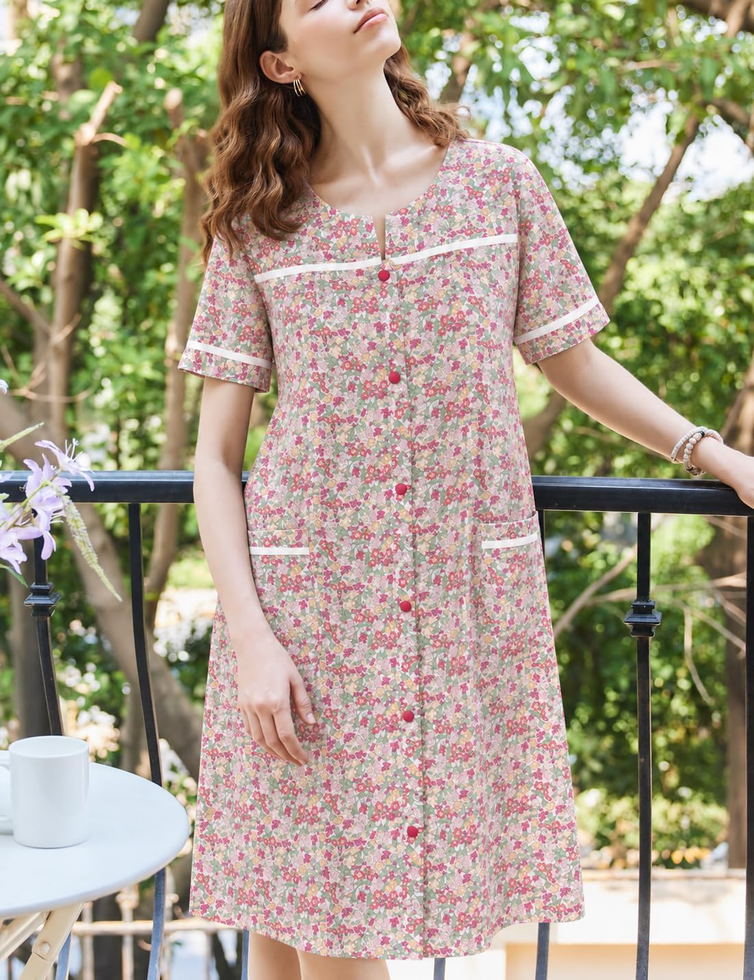 Thumbnail 1 de YOZLY Women’s Embroidered House Dress, Short Sleeves and Front Pockets, Black