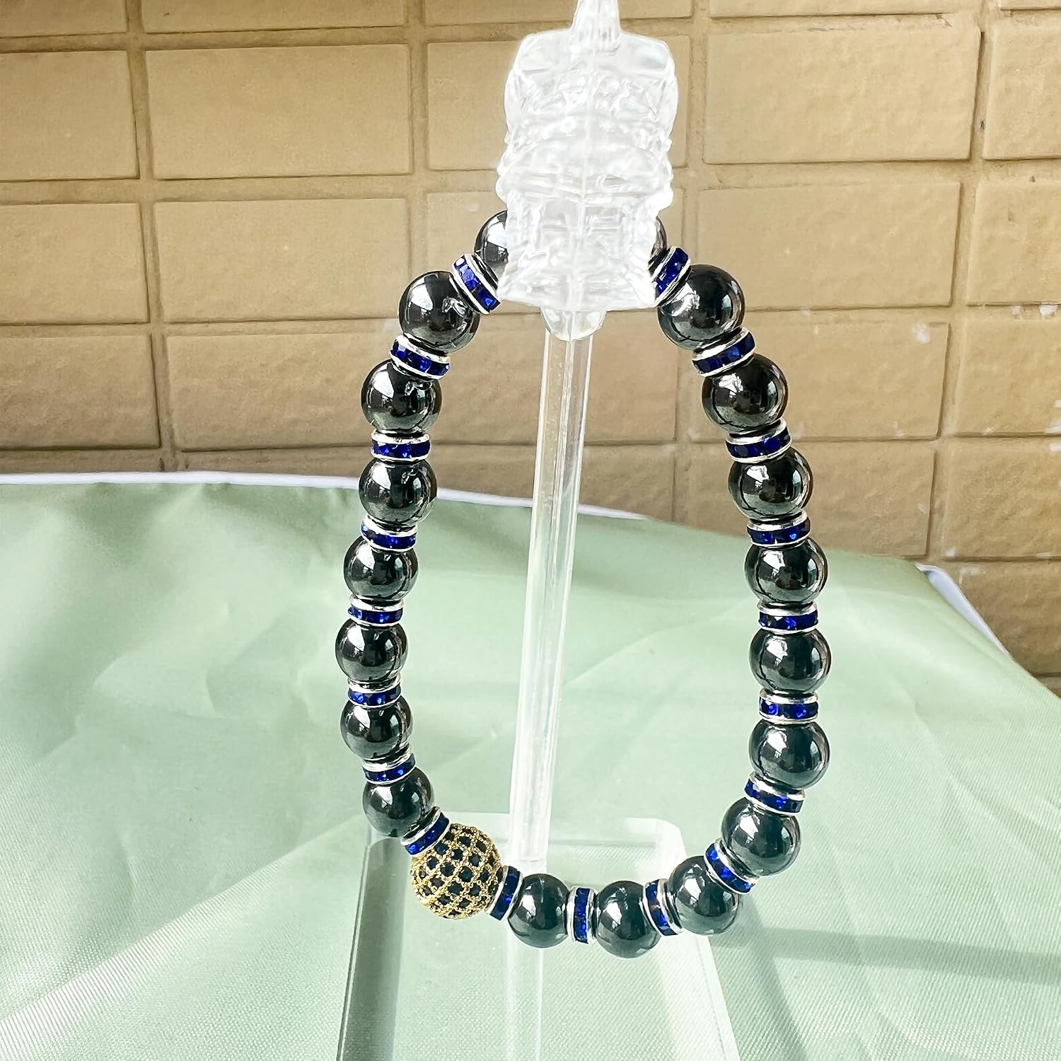 Thumbnail 4 de Apocalyptic-K Magnetic Hematite Bracelet with Zirconia Beads (6/8/10mm) – A Subtle, Elegant Accessory