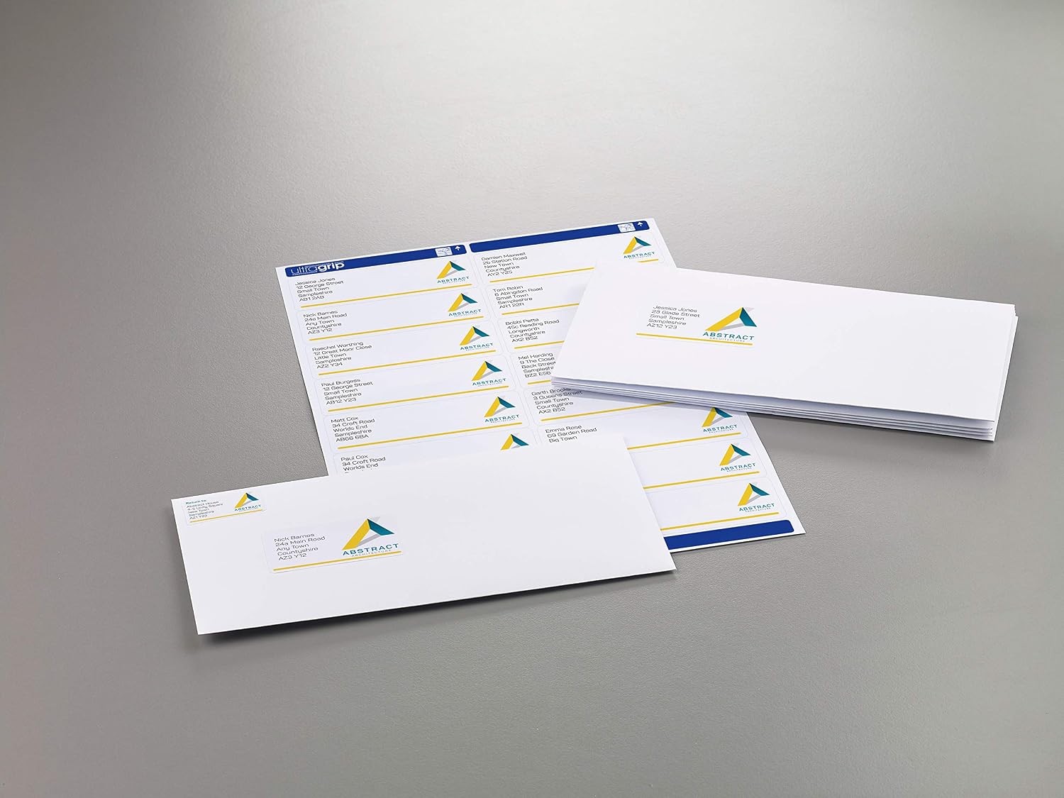 Detalle de Avery JamFREE printable address labels (L7162-100) – white, customisable sheets