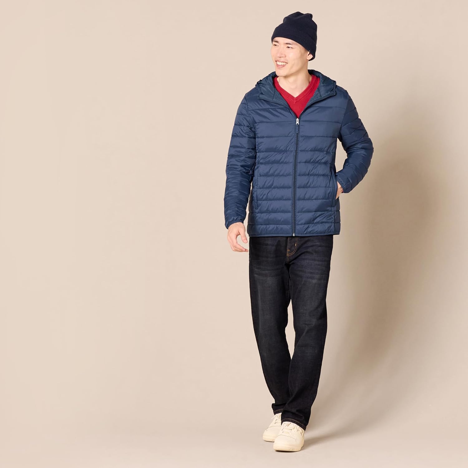 Thumbnail 3 de Amazon Essentials Men’s Lightweight Water-Resistant Packable Hooded Puffer Jacket