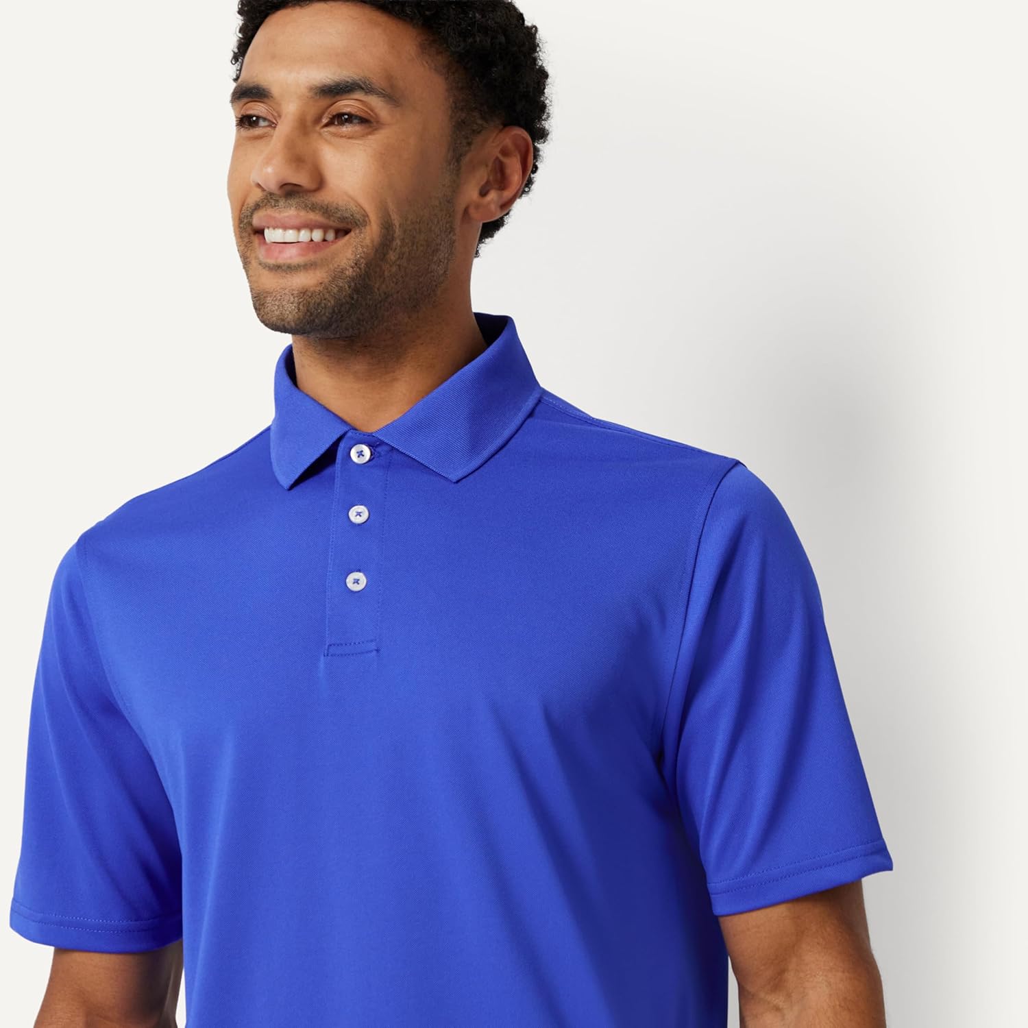 Thumbnail 3 de Amazon Essentials Men’s Golf Polo Shirt (Quick Dry, Short Sleeve) — Regular Fit