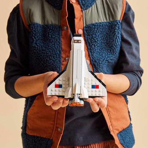 Detalle de LEGO Creator 3 in 1 Space Shuttle 31134: 3 Builds in One Set for Ages 6+