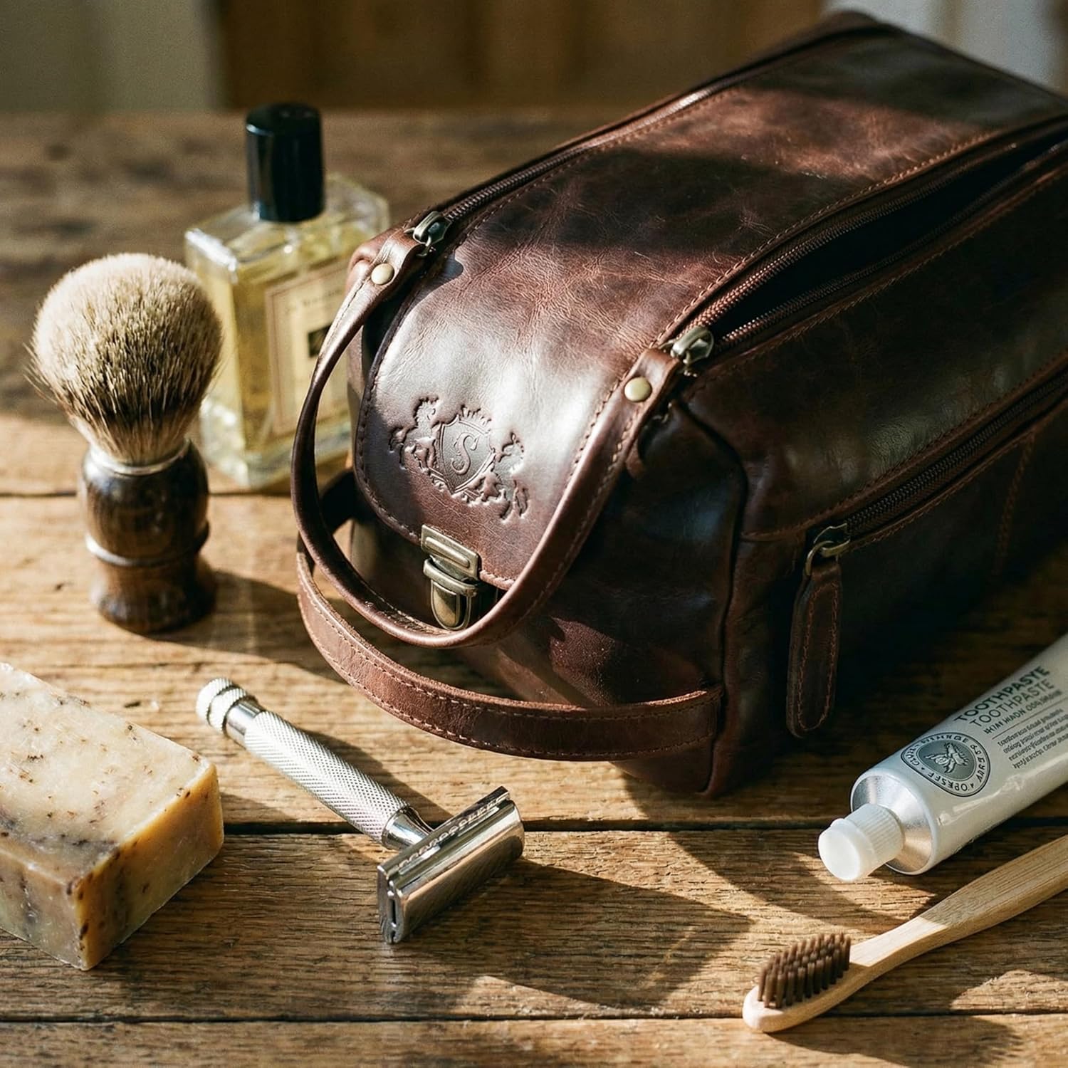 Detalle de SID & VAIN Bristol XL Wash Bag – Genuine Leather Travel Toiletry Case