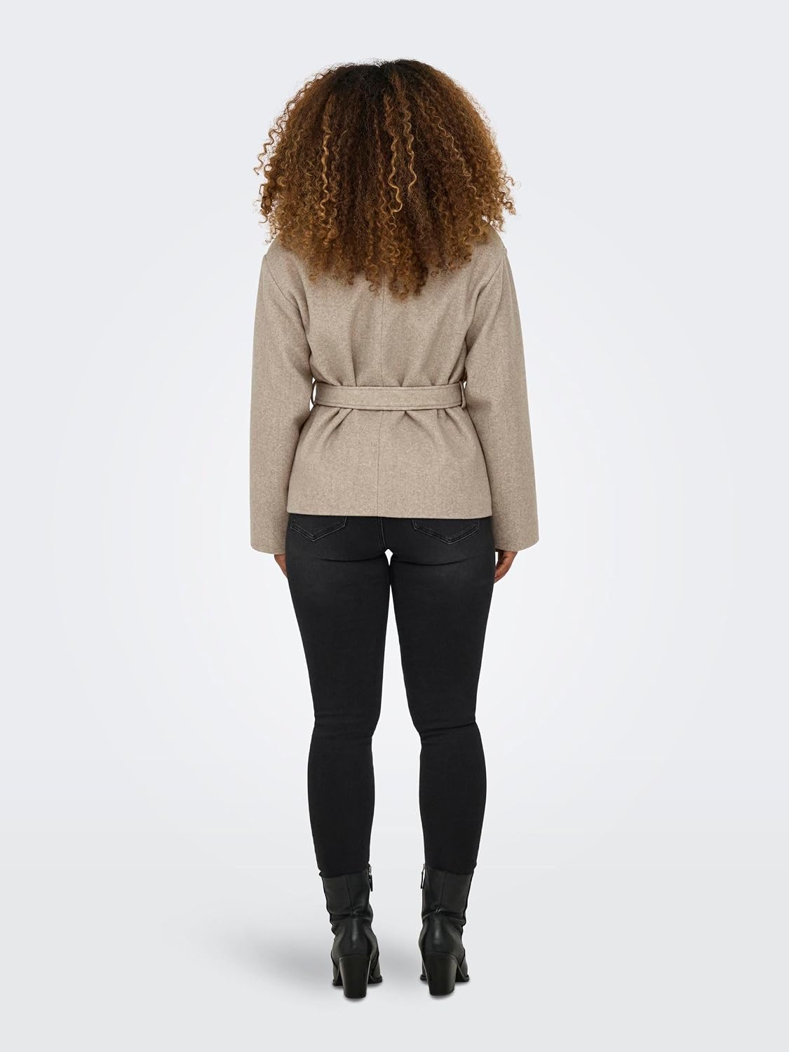 Detalle de ONLY Female Jacke ONLAUGUSTA – Damenjacke von ONLY