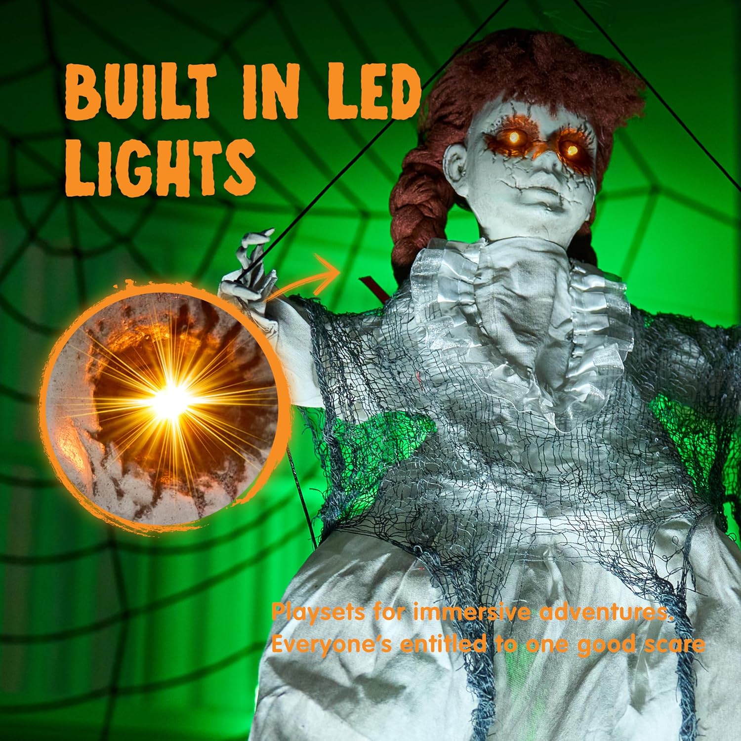 Detalle 2 de JOYIN Hanging Animated Halloween Girl Doll with Sound and Light-Up Eyes