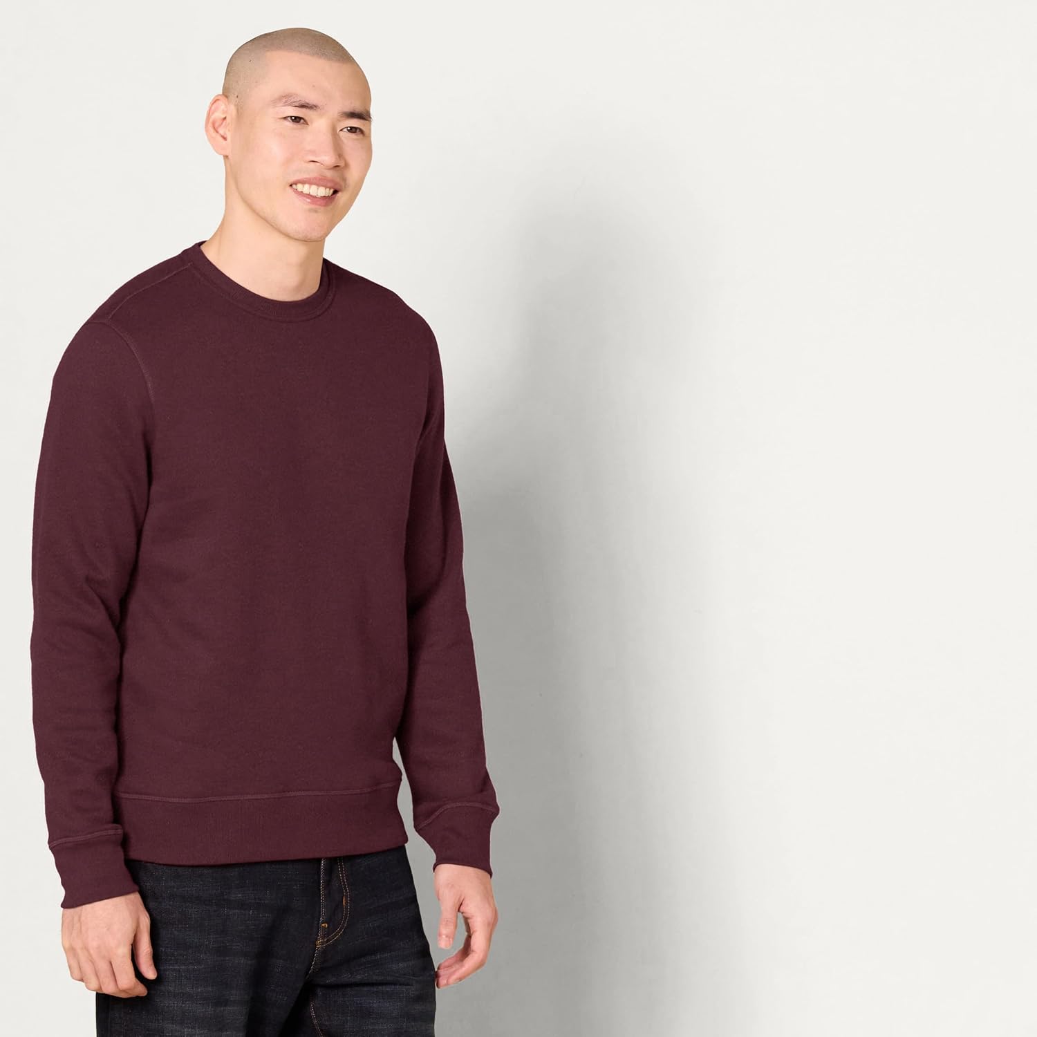 Thumbnail 1 de Amazon Essentials Herren Fleece-Sweatshirt mit Rundhalsausschnitt (Big & Tall)