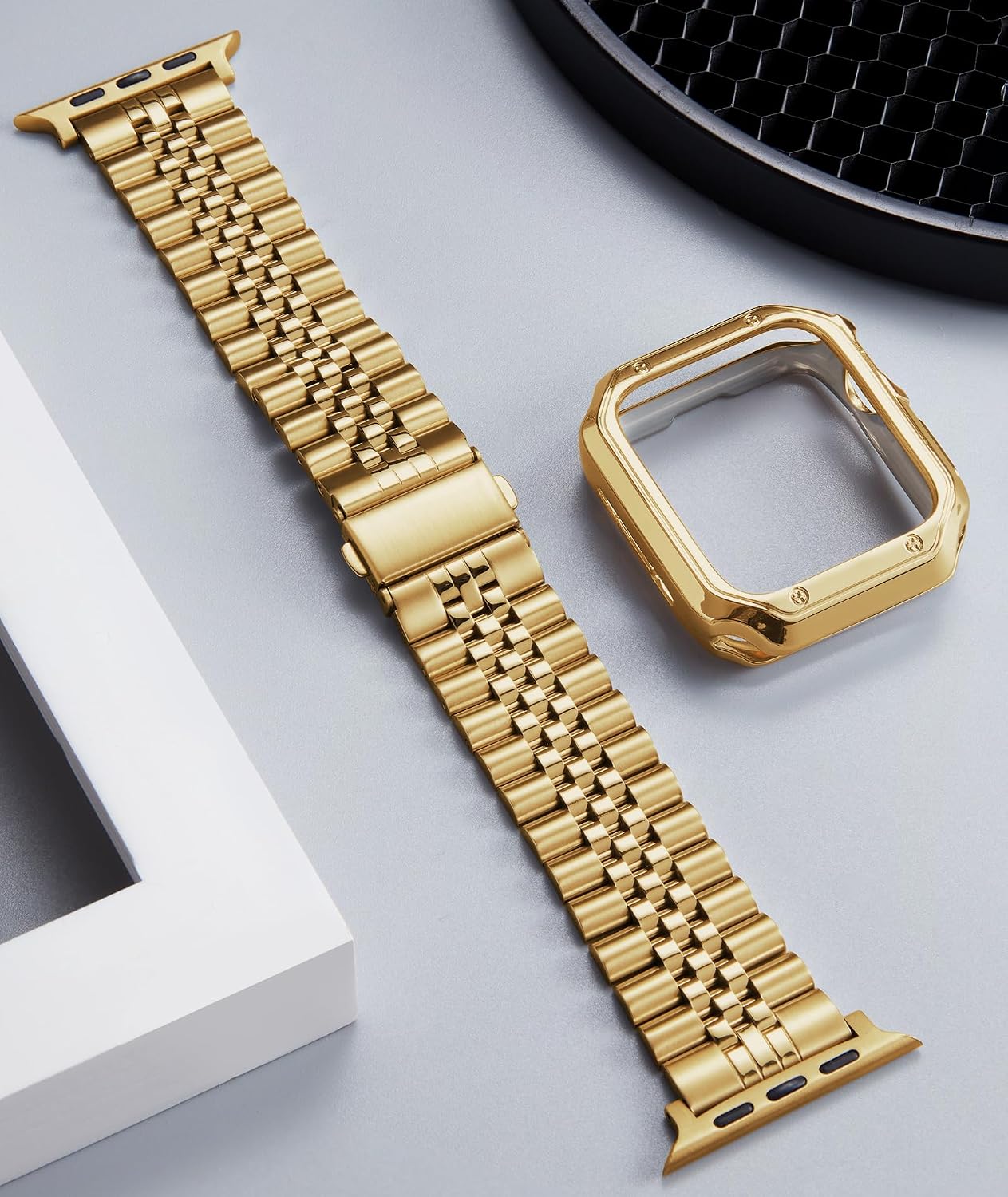 Thumbnail 1 de BINLUN Stainless Steel Apple Watch Strap with TPU Case — 38mm–49mm, Fits Ultra/SE/Series