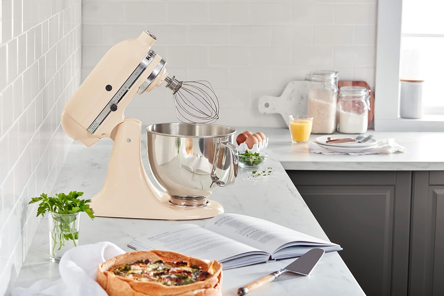 Detalle 1 de KitchenAid stand mixer, 5-qt bowl