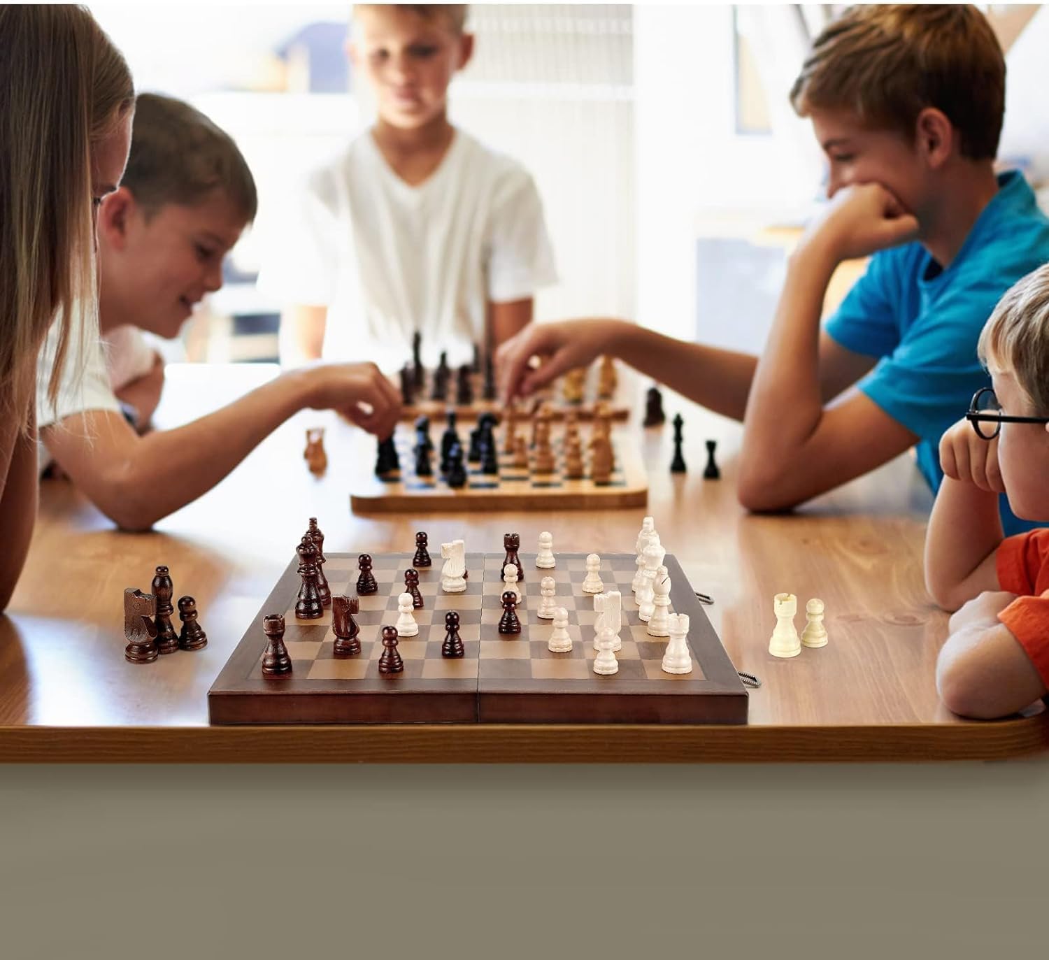 Thumbnail 4 de Wooden Magnetic Chess Set 15-inch Board ♟