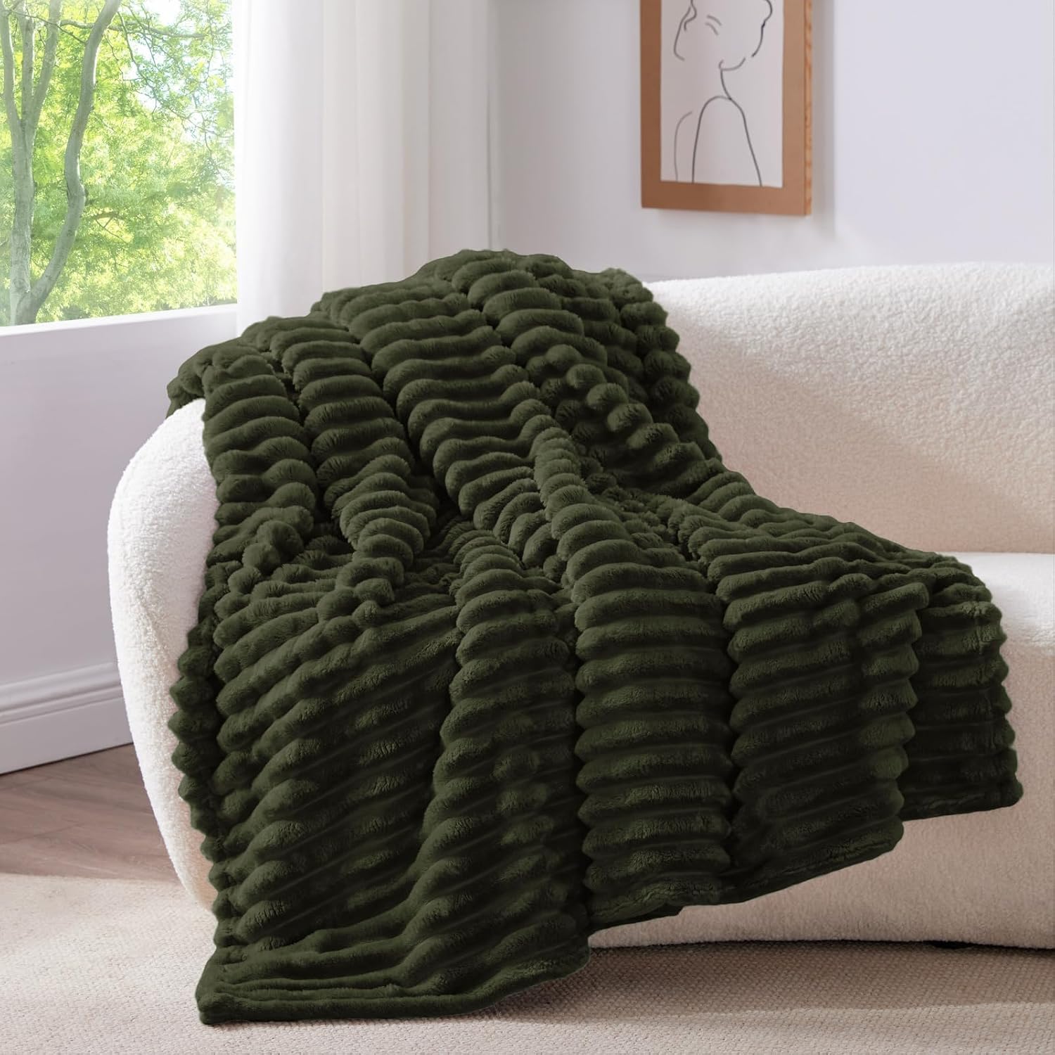 Detalle de BEDELITE Fleece Throw Blanket for Couch – 300GSM Soft & Warm Olive Green Stripe