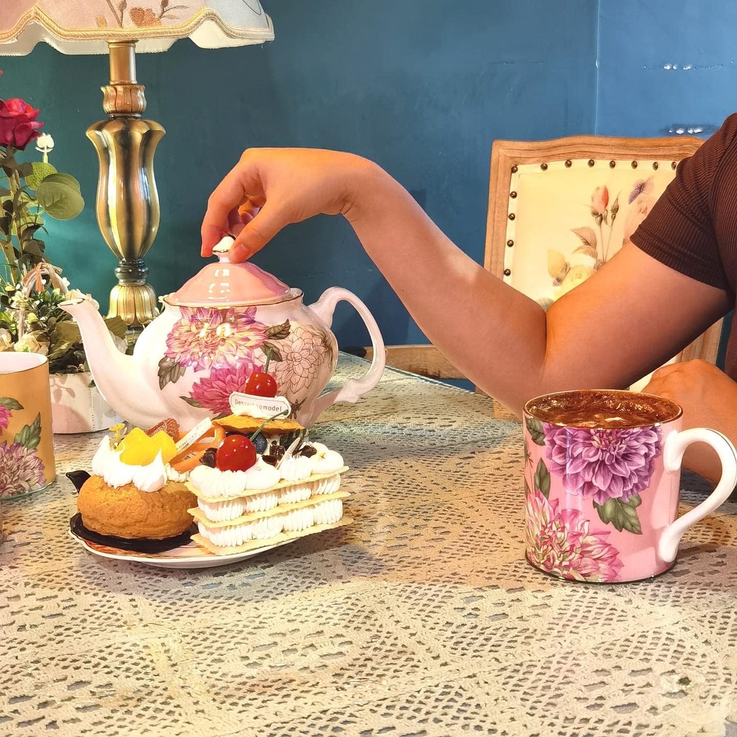 Detalle de PULCHRITUDIE Teapot Bone China