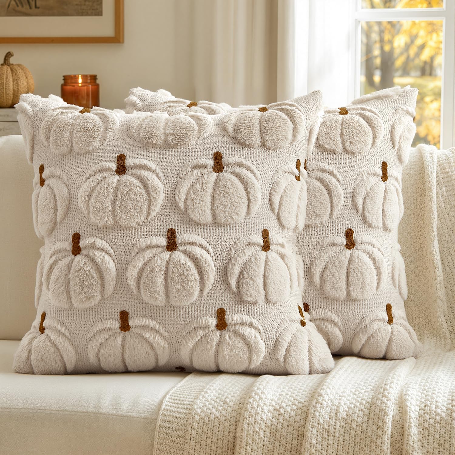 Detalle de MIULEE Fall Pumpkin Pillow Covers, 16 x 16, Set of 2, 3D Embroidery