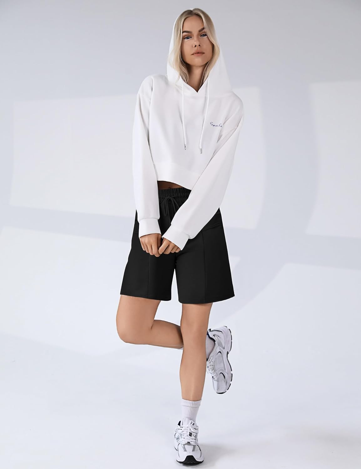 Detalle de Demegimi Short Sport Femme avec 2 Poches – Confort et polyvalence pour yoga, course et vélo