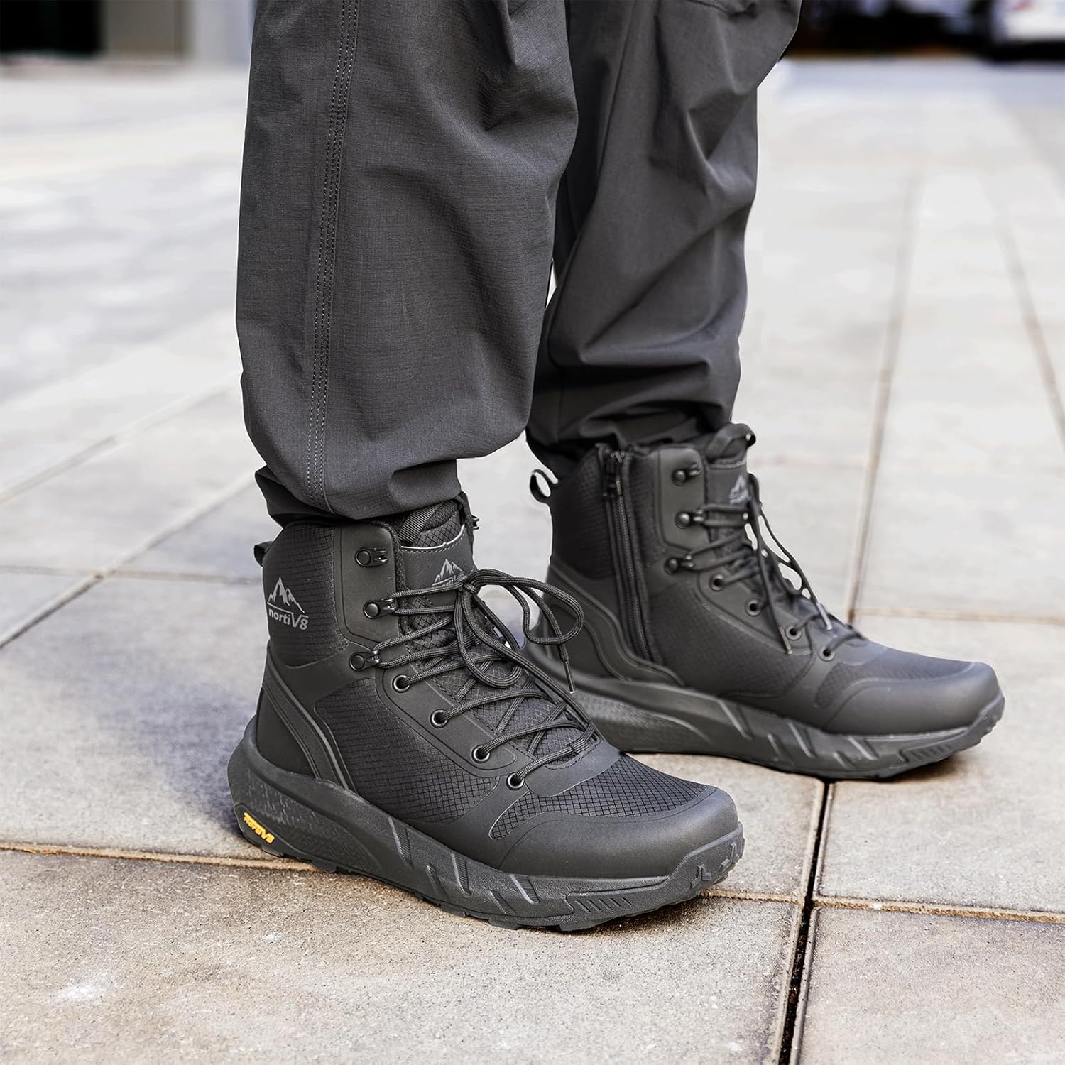 Thumbnail 1 de NORTIV 8 Men's Military Tactical Boot: Lightweight, All-Day Comfort with Side Zip