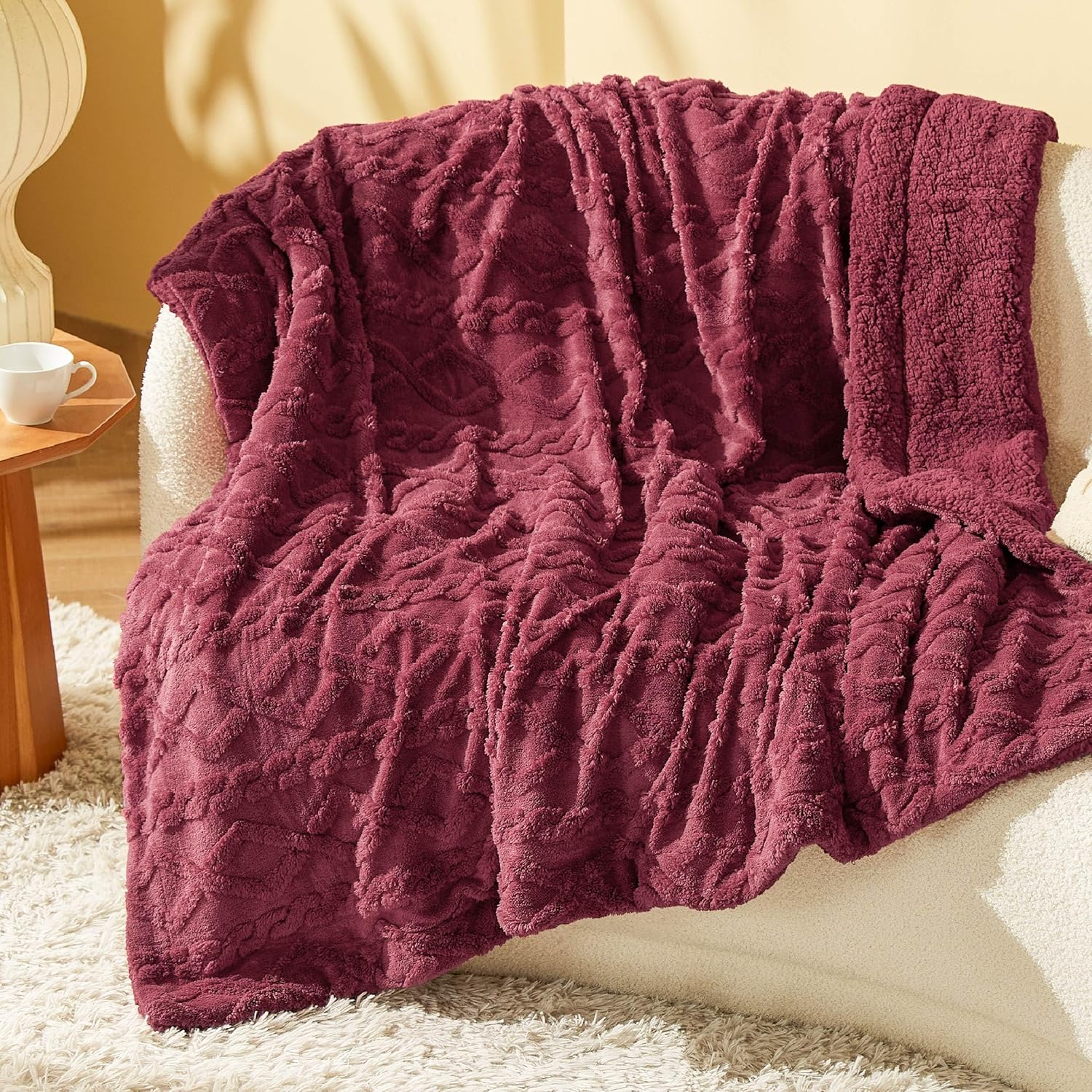 Thumbnail 1 de Bedsure Sherpa Fleece Throw Blanket (Red) – Reversible 220GSM & 250GSM, Single 130x150cm