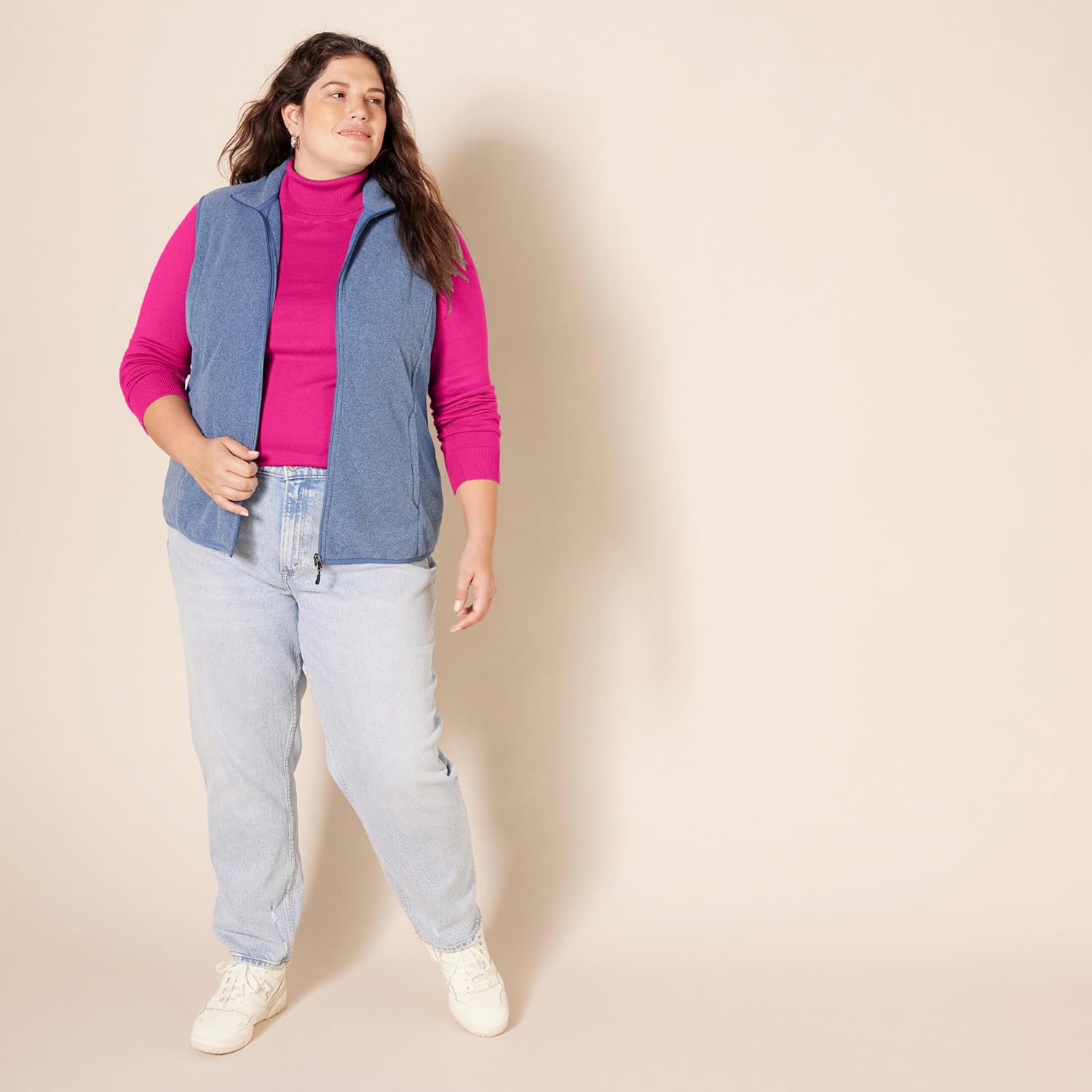 Thumbnail 6 de Amazon Essentials Damen Leichter Langärmliger Rollkragenpullover – Klassischer Schnitt, Übergröße