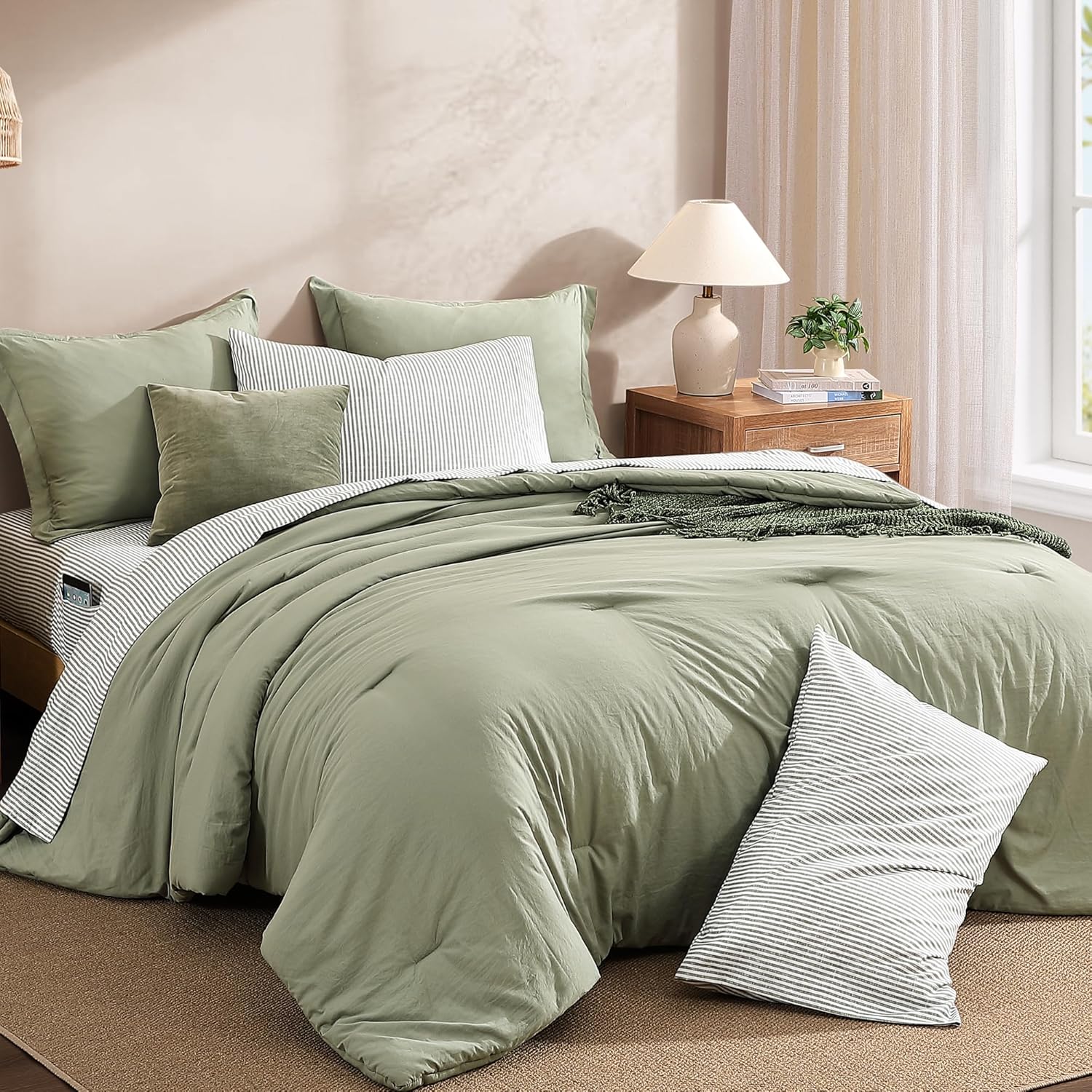 Thumbnail 2 de Monbix Queen Comforter Set - 7 Pieces Green Prewashed Bed in a Bag