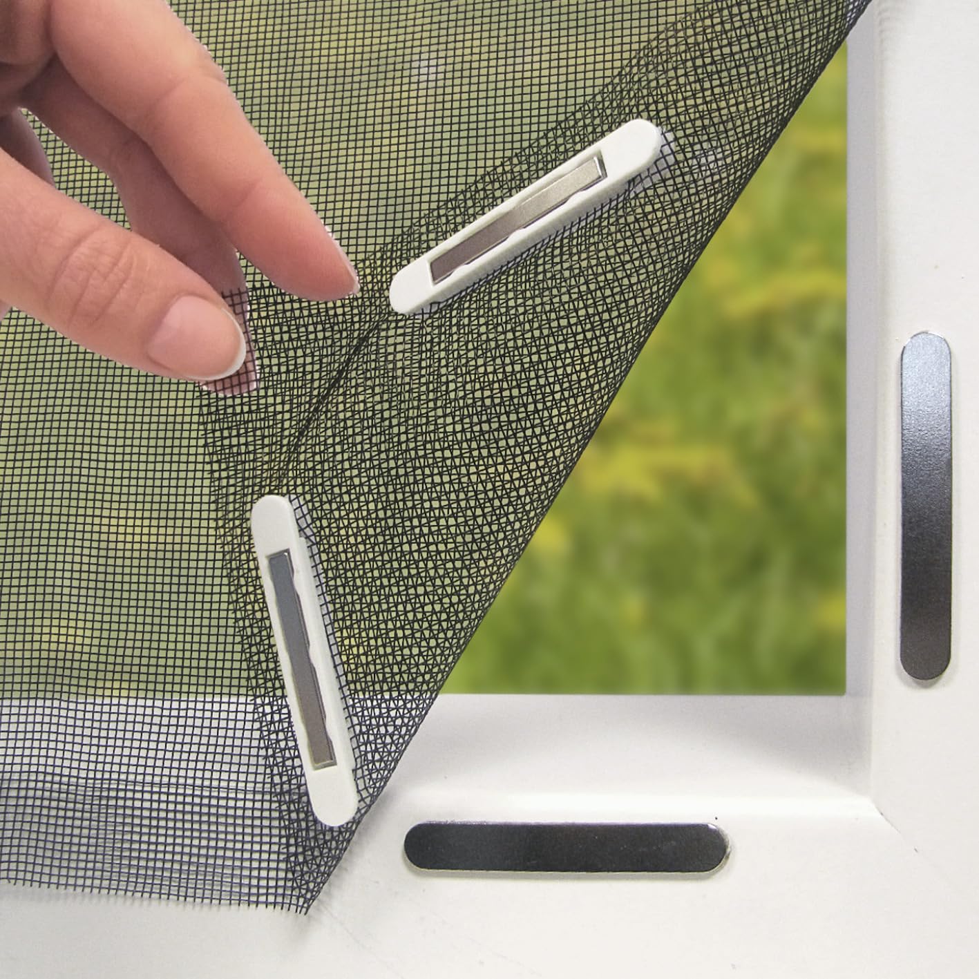 EASYmaxx zanzariera per finestra con Magic Click, tagliabile su misura fino a 110 x 130 cm, fissaggio magnetico (colore nero)