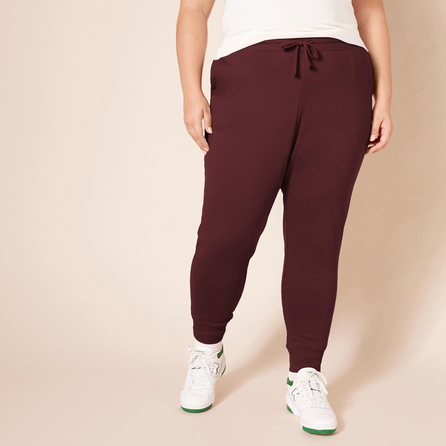 Detalle de Amazon Essentials Women’s Fleece Cuffed Jogging Bottoms (Plus Size available)