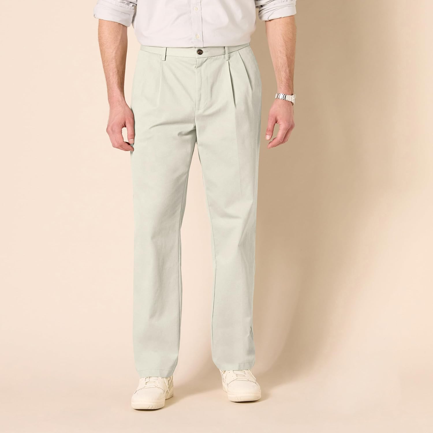 Thumbnail 5 de Herren Knitterfreie Chinohose von Amazon Essentials – Classic Fit mit Bügelfalte (Big & Tall verfügbar)