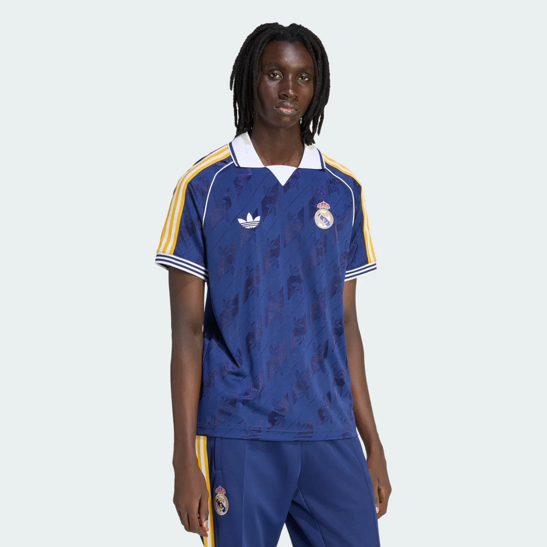 Detalle de Camiseta Real Madrid Originals de Adidas