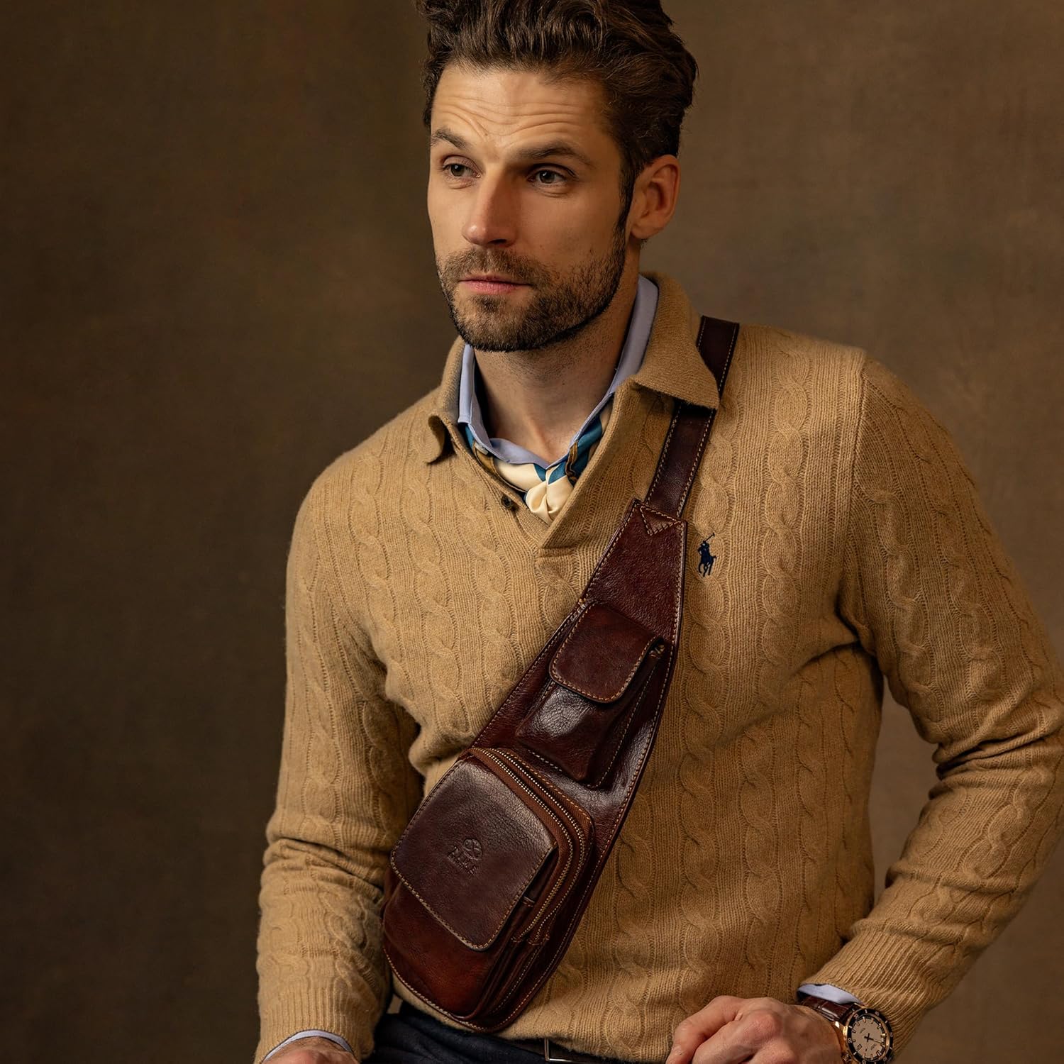 Thumbnail 2 de Time Resistance Brown Leather Sling Bag – Handmade Italian Full-Grain Crossbody