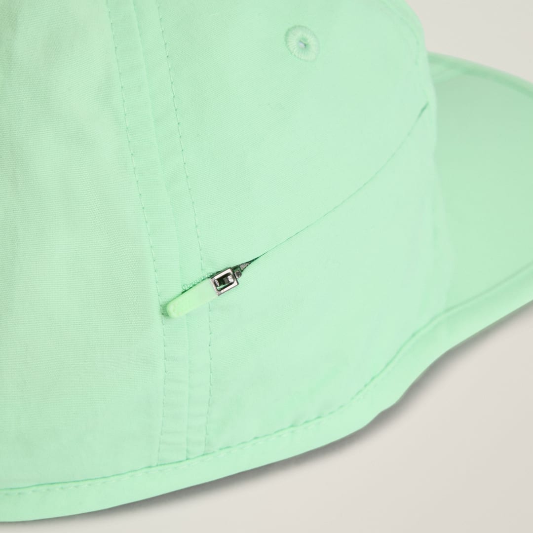 Detalle 2 de Gorra adidas by Stella McCartney Run – Verde