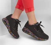 Detalle de Skechers Uno Loving Love, sneaker da donna nere in pelle sintetica, 39 EU