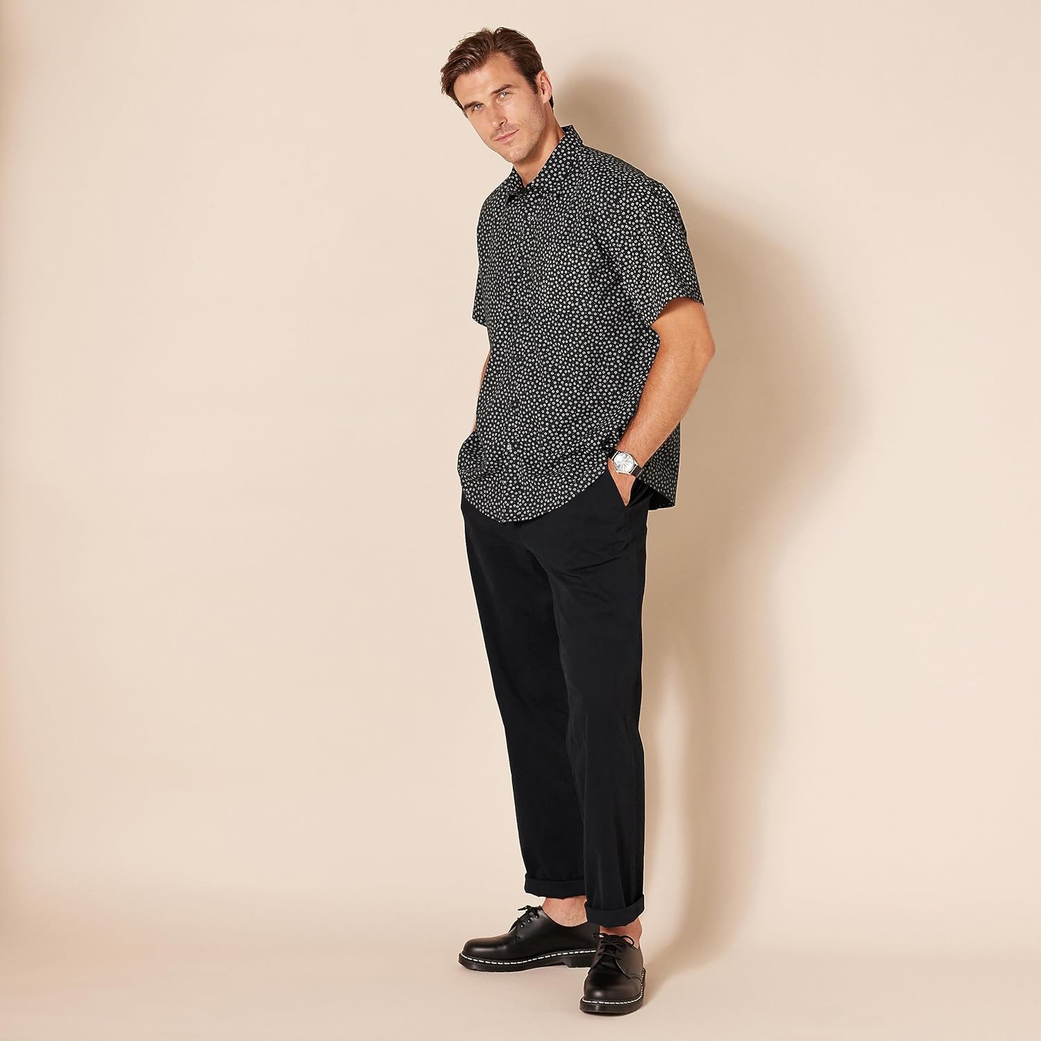 Thumbnail 6 de Amazon Essentials Herren Legere Stretch-Chinohose mit klassischer Passform (caqui)