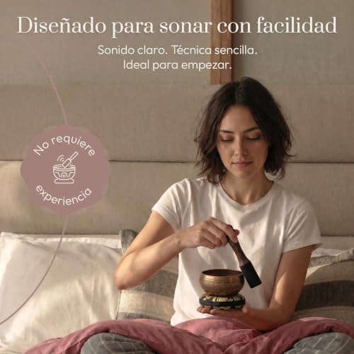 Detalle 2 de Silent Mind Cuenco Tibetano 10 cm hecho a mano con mazo y cojín – Sonido puro para meditación y relajación