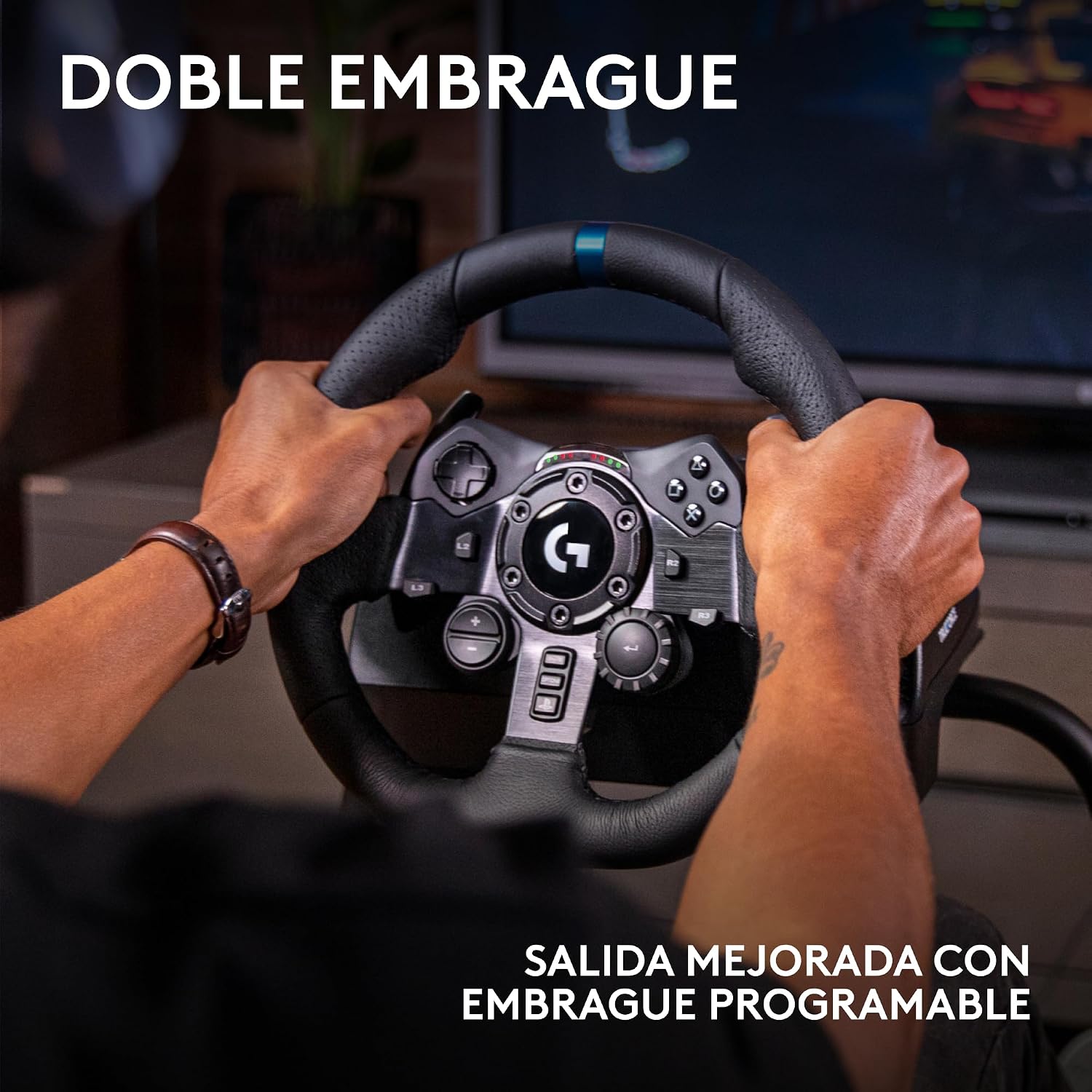 Detalle de Logitech G G923 Racing Wheel and Pedals con TRUEFORCE y doble embrague programable
